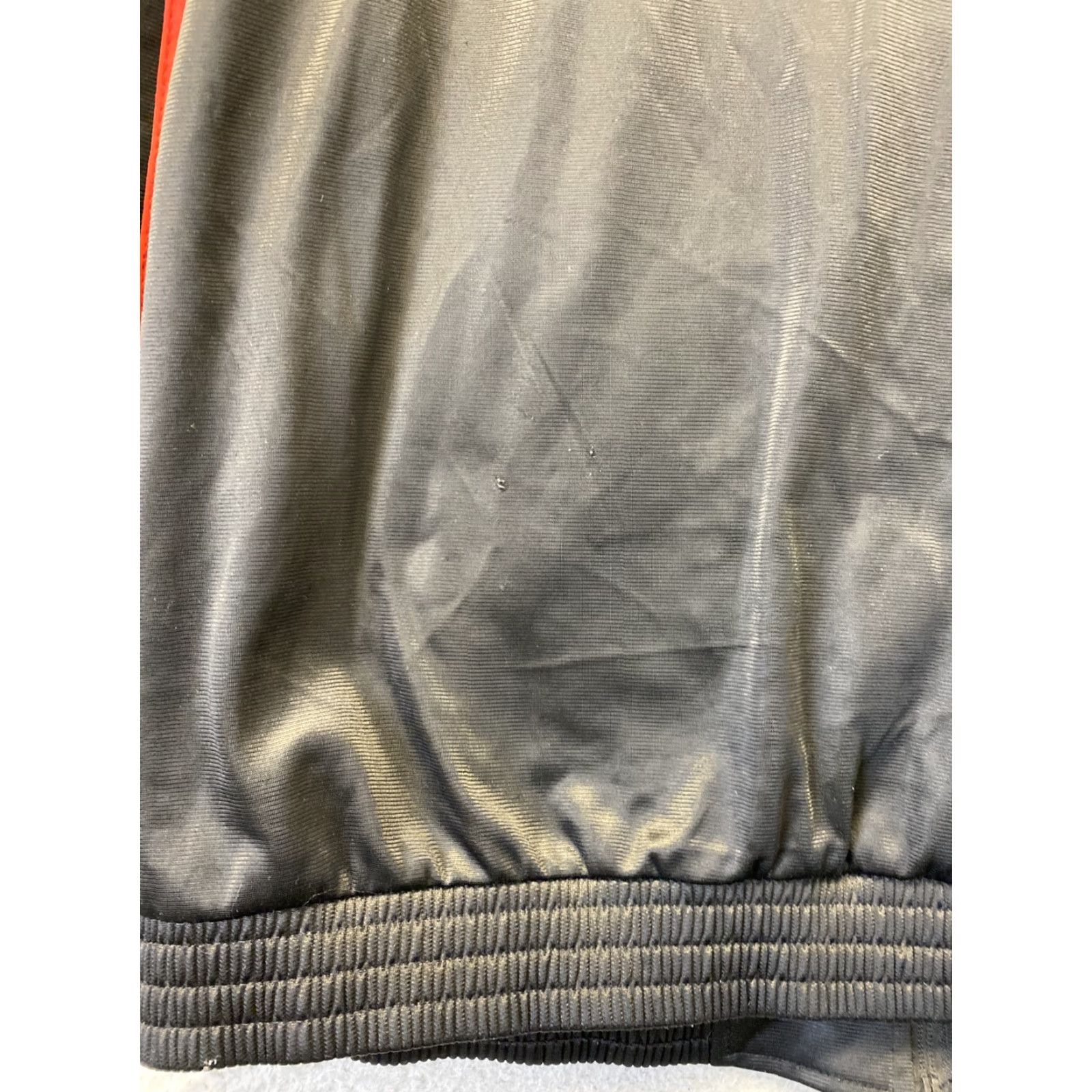 Vintage Victory Outfitters Sweater Mens 2XL Black Zip Pullover Sweatshirt Full Zip Black /98-52 All Seasons Pockets Zipper Knit Polyester Windbreaker? Size US XXL / EU 58 / 5 - 8 Thumbnail