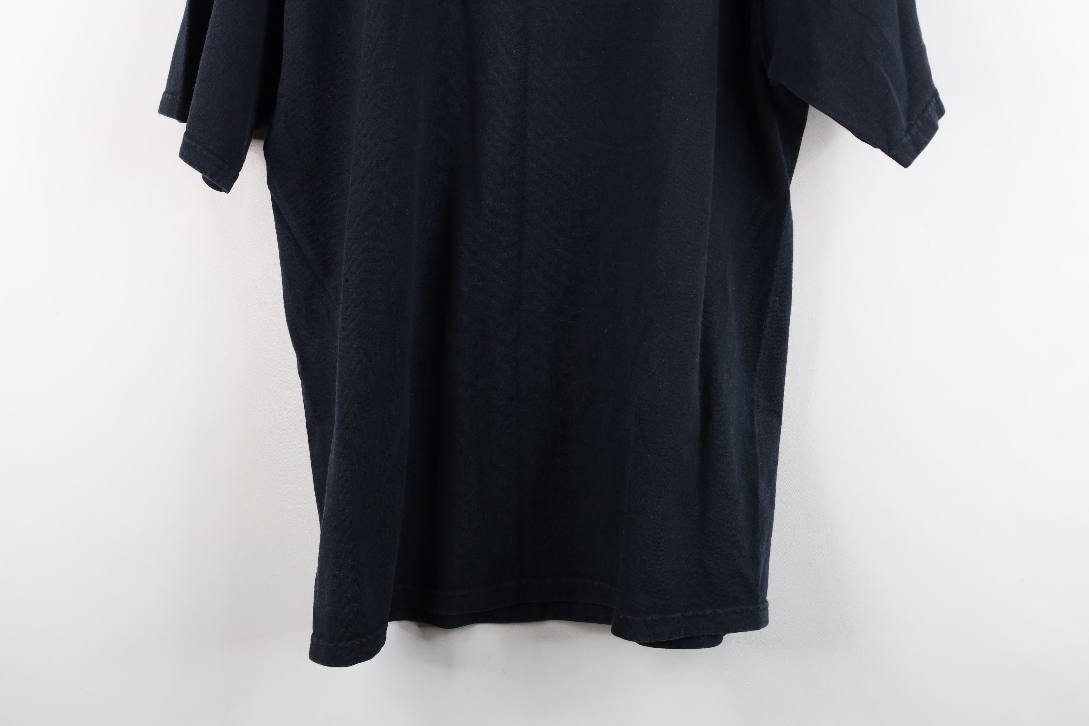 Vintage Vintage Streetwear Spell Butt Hut Pinup Girl T-Shirt Black Size US XL / EU 56 / 4 - 13 Thumbnail