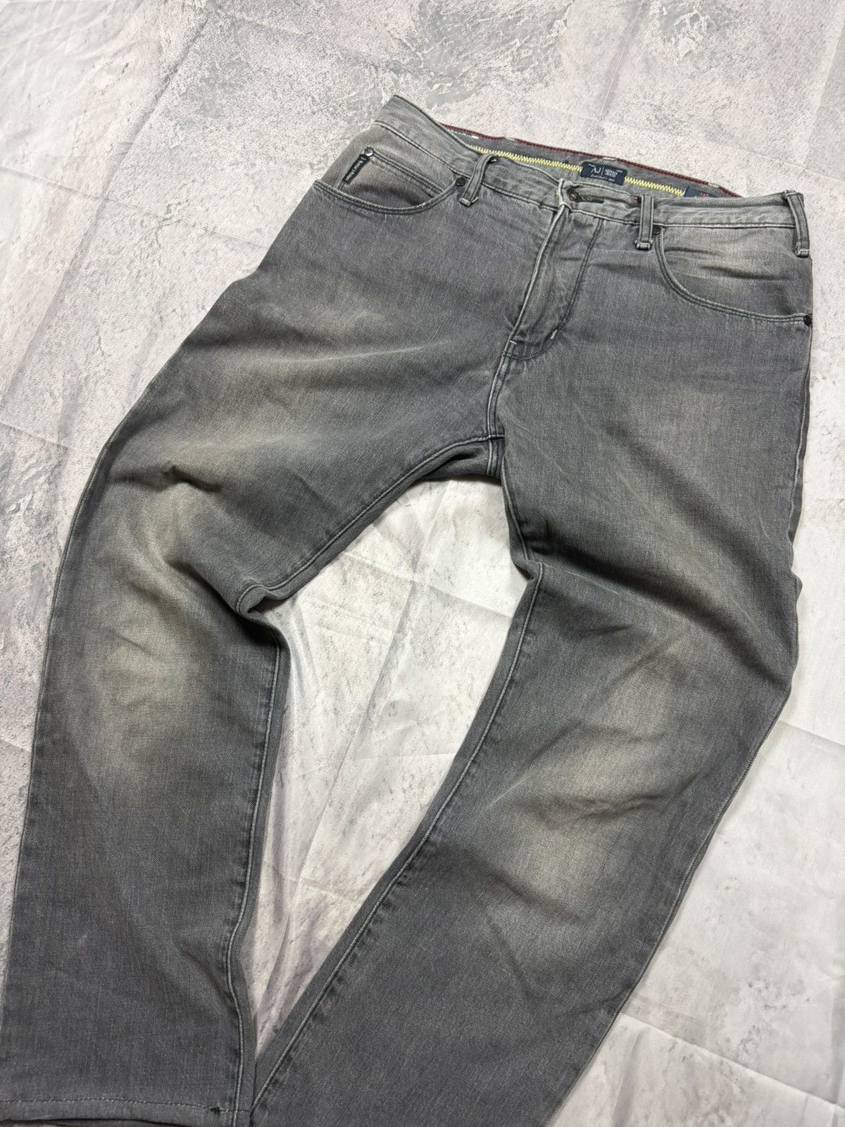 Giorgio Armani Armani jeans Size US 33 - 6 Thumbnail