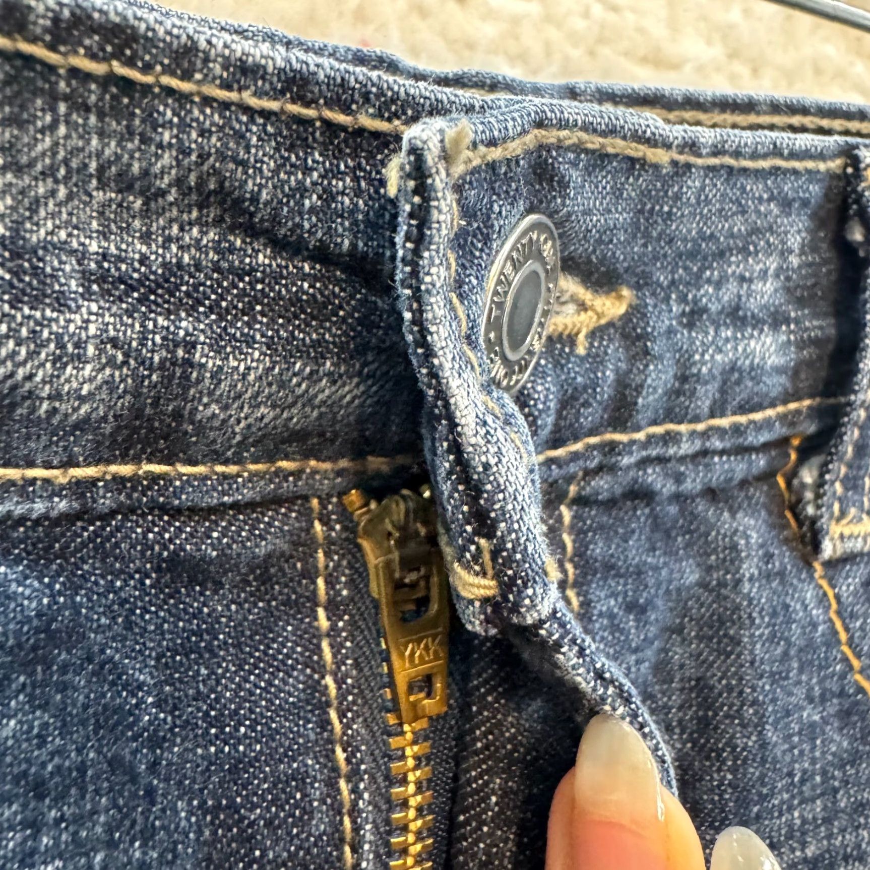 Forever 21 VINTAGE Y2K Denim Mini Skirt 00 0 23 24 Low Rise Dark Wash Boho Fairy Grunge Women’s/Junior’s XS Fits Women’s 00/0 or 23/24 Denim Forever 21 Size 24" / US 00 / IT 34 - 3 Thumbnail