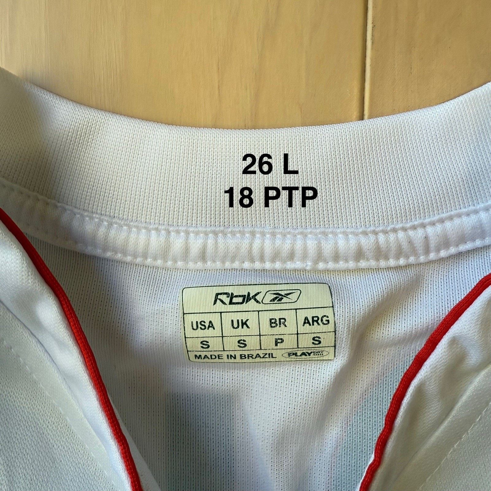 Reebok Vintage São Paulo Jersey Small White Red Reebok FC Soccer Size US S / EU 44-46 / 1 - 7 Thumbnail