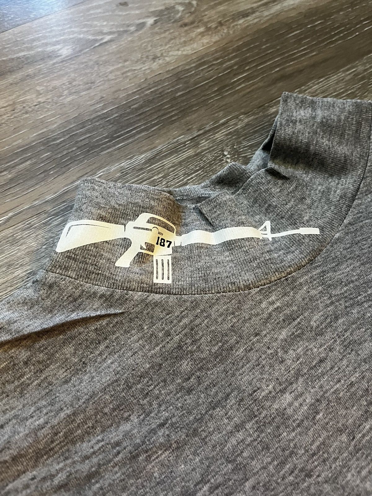 Other Up-Cycled Army Gun Club Long-Sleeve T-Shirt Size US XL / EU 56 / 4 - 5 Thumbnail