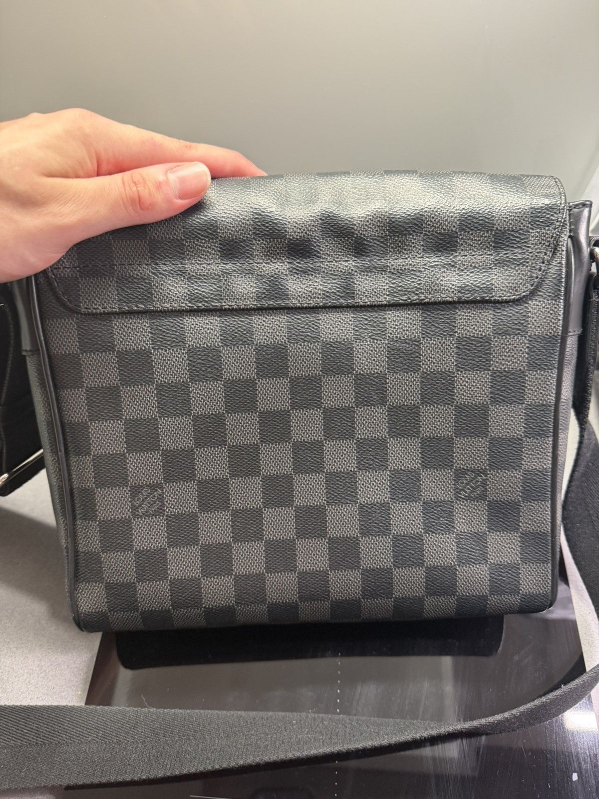 Louis Vuitton Louis Vuitton Messenger Bag Size ONE SIZE - 2 Thumbnail