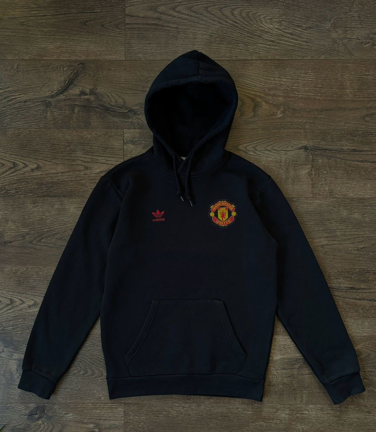 Adidas Adidas hoodie Manchester United sz S red label Size US S / EU 44-46 / 1 - 1 Thumbnail