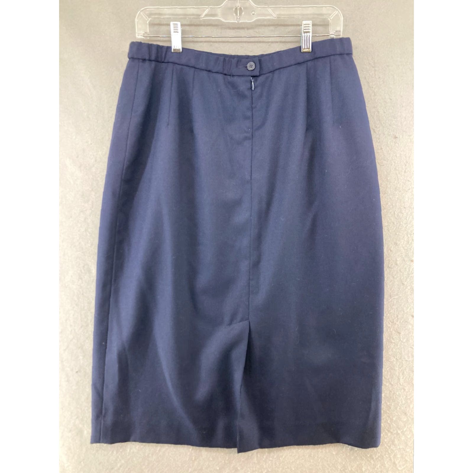 Pendleton VINTAGE Pendleton Skirt Women Long 14 Blue Wool Pencil 100% Virgin Wool Solid Pattern Pockets Lined Rise Mid Button 80s 90s Theme Womens Size 36" / US 14 / IT 50 - 7 Thumbnail