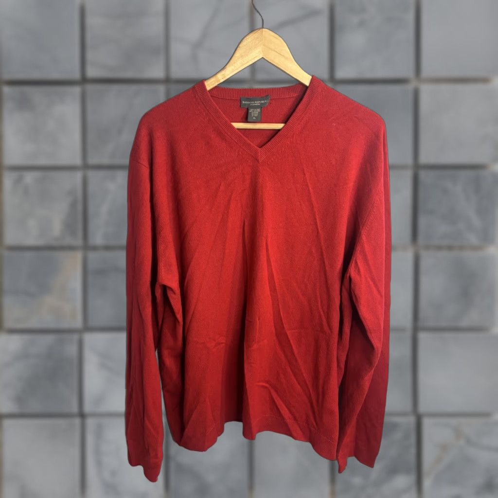 Banana Republic Banana Republic Sweater Mens XL Red Cashmere V Neck Pullover Knit Lightweight Size US XL / EU 56 / 4 - 1 Thumbnail