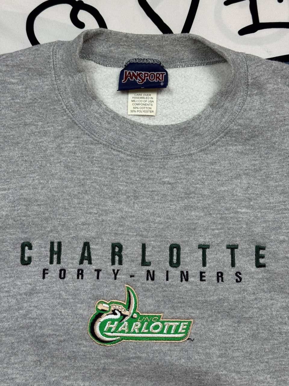 Jansport Vintage Jansport Charlotte 49ers Sweatshirt Size man's L Size US L / EU 52-54 / 3 - 4 Thumbnail