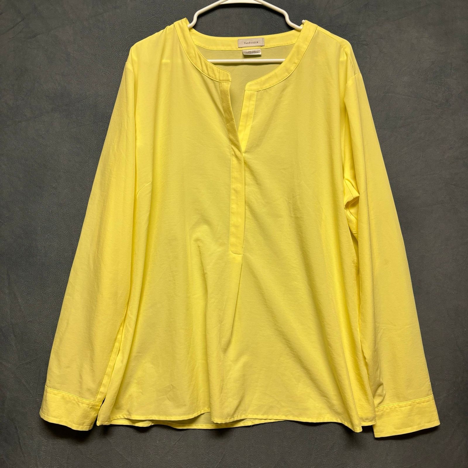 Van Heusen Van Heusen Lightweight Blouse Plus Size Women XXL Light Aery Size XXL / US 16-18 / IT 52-54 - 1 Thumbnail