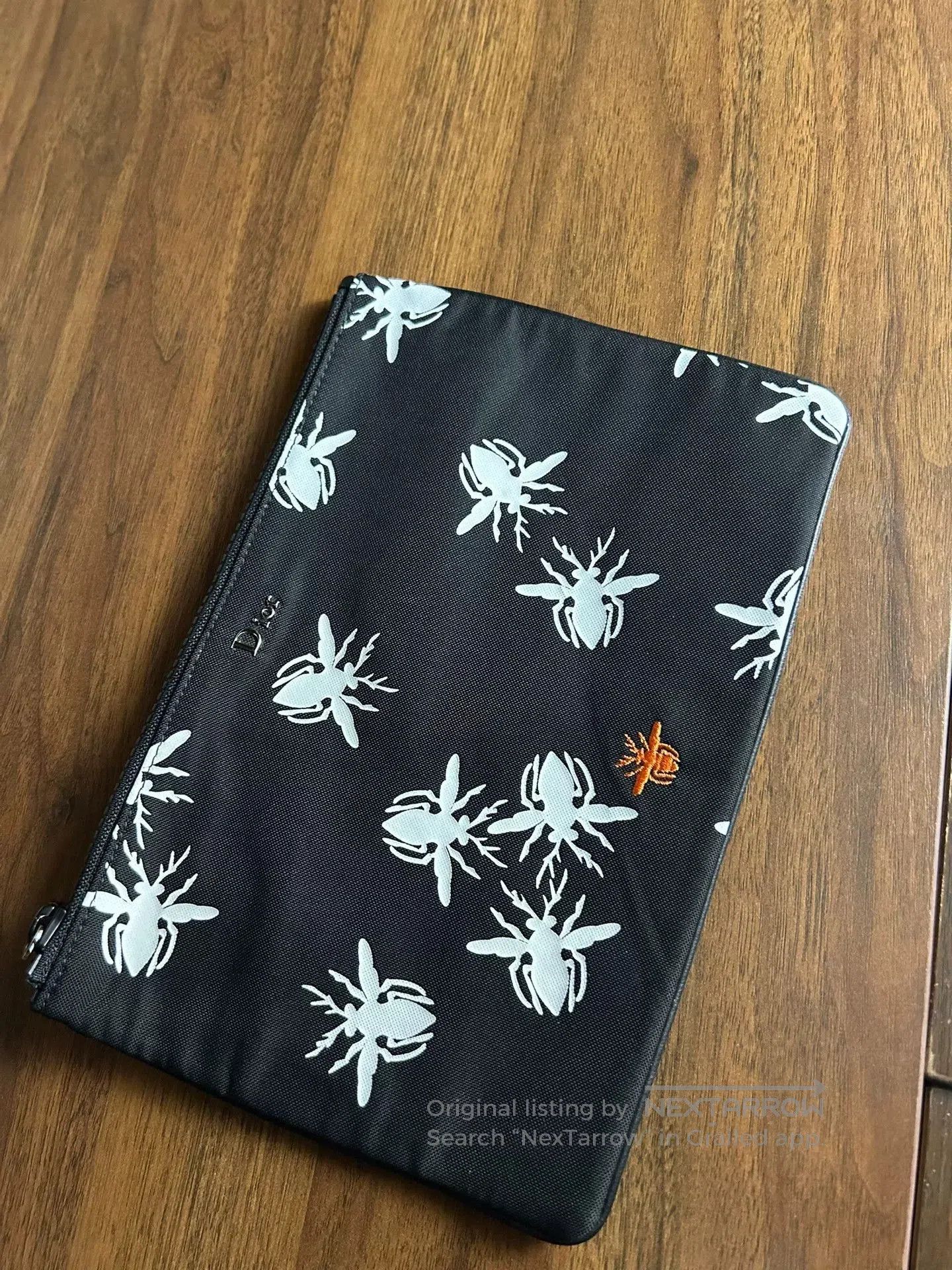 Dior Dior Bee Pattern Clutch Bag. Size ONE SIZE - 1 Thumbnail