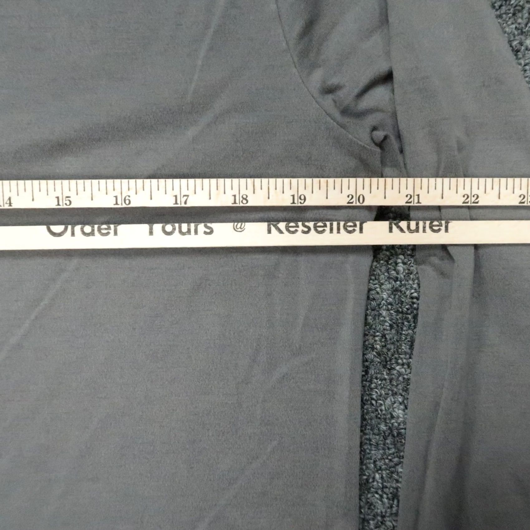 Lululemon Lululemon Shirt Mens Medium Gray Long Sleeve Tee Crew Performance Athletic Size US M / EU 48-50 / 2 - 5 Thumbnail