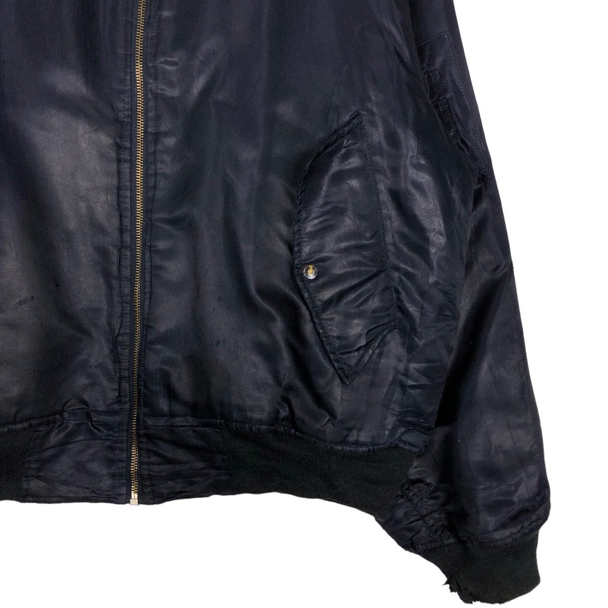 Japanese Brand 🔥RIOT RIOT WARM HEART VINTAGE BOMBER JACKET NYLON Size US M / EU 48-50 / 2 - 5 Thumbnail