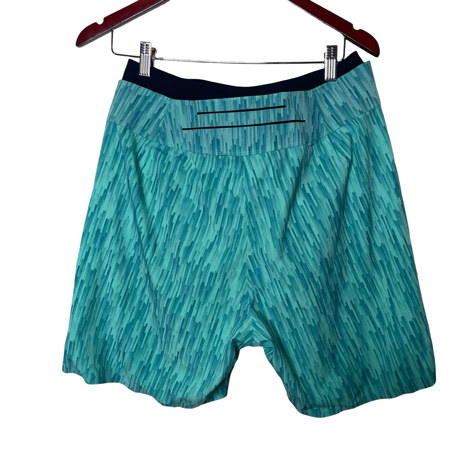 Lululemon Lululemon El Current Lined Swim trunks Short 9" sz 36 Size US 36 / EU 52 - 3 Thumbnail
