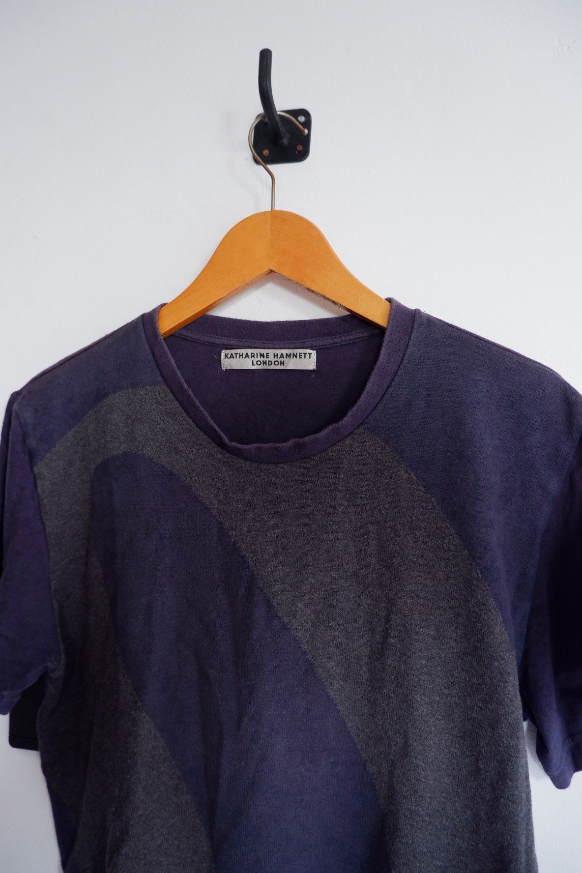 Katharine Hamnett London Vintage Katharine Hamnett Cutt And Sewn Tshirts Size US M / EU 48-50 / 2 - 3 Thumbnail