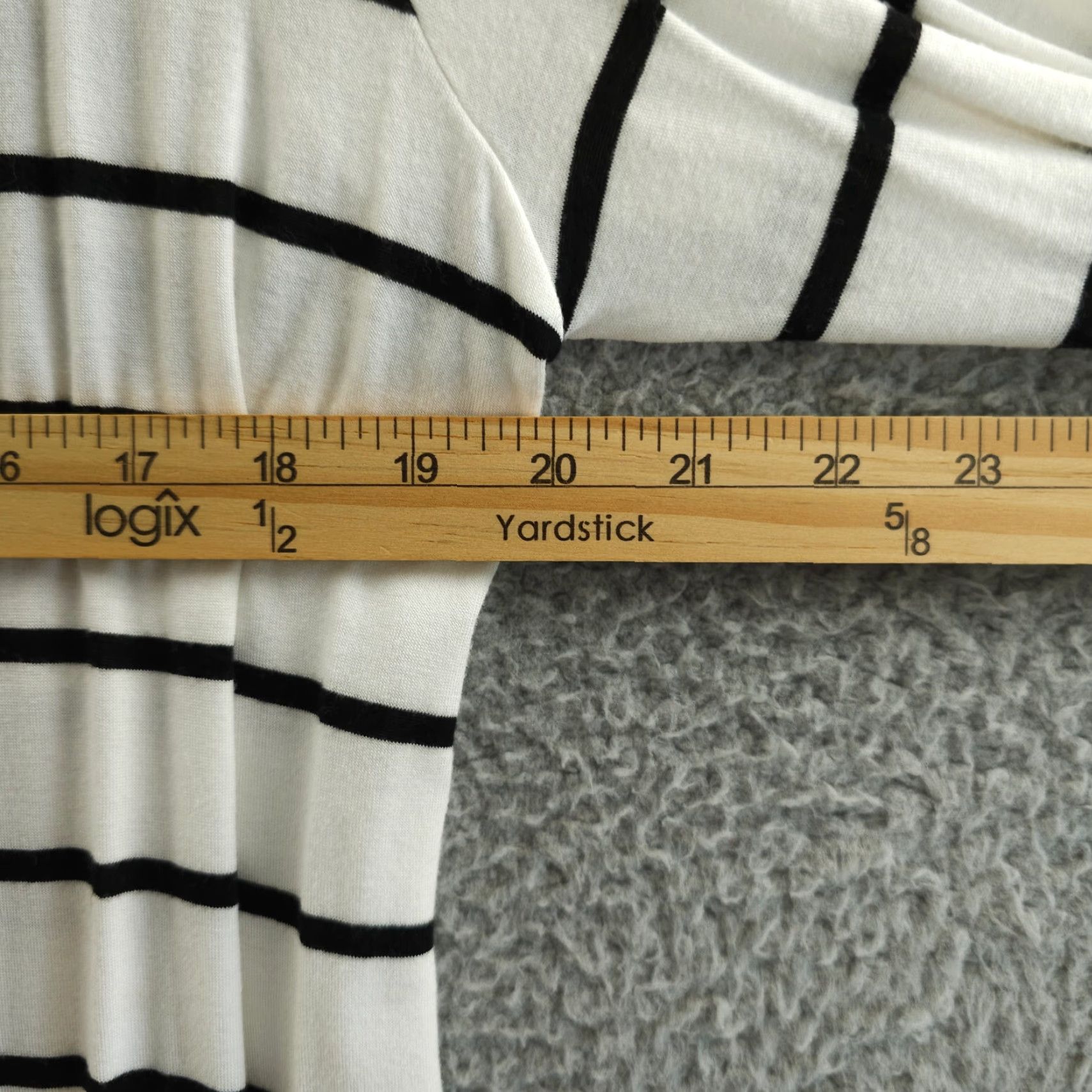 White House Black Market White House Black Market Cardigan M White Black Striped Sheer Hem Waterfall Top Size M / US 6-8 / IT 42-44 - 5 Thumbnail