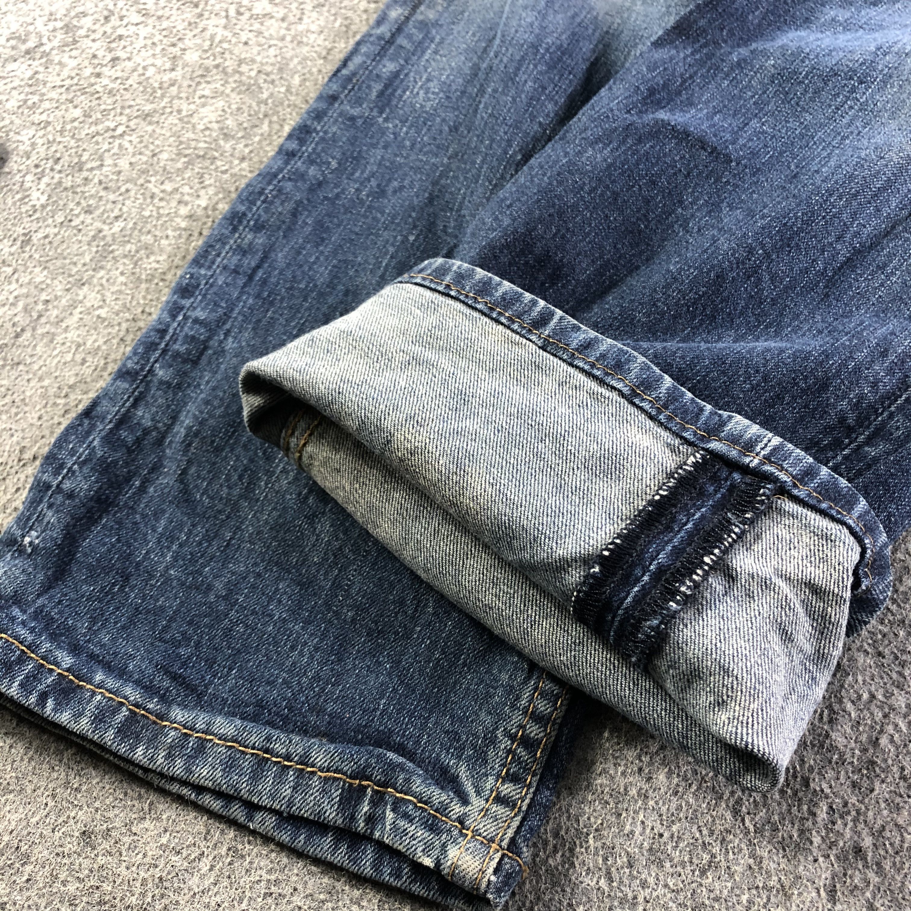 Levi's Vintage Blue Wash Levis 505 Jeans-J3343 Size US 31 - 6 Thumbnail
