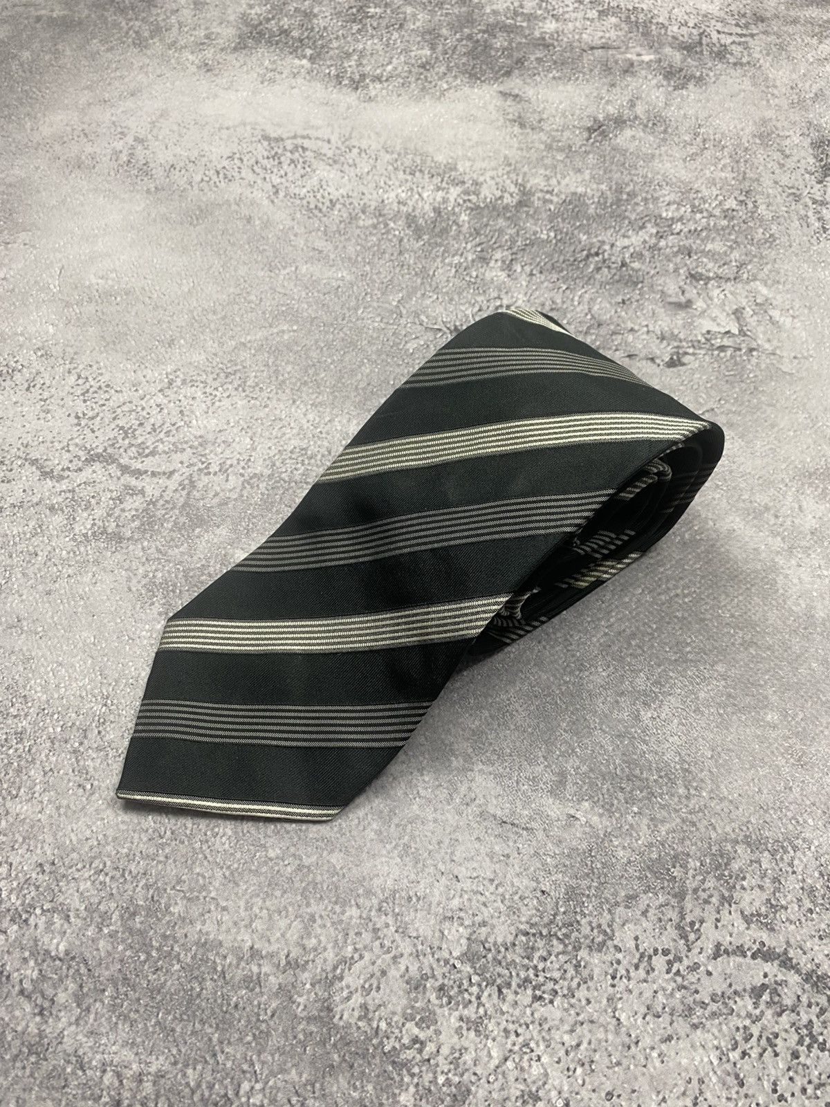 Hugo Boss Hugo Boss Tie Old Money Style Silk Formal Luxury Ties Italy Size ONE SIZE - 6 Thumbnail