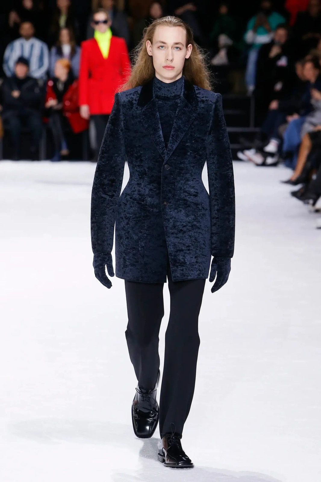 Balenciaga FW18 3D Crushed Velvet Hourglass Jacket Size US M / EU 48-50 / 2 - 3 Thumbnail