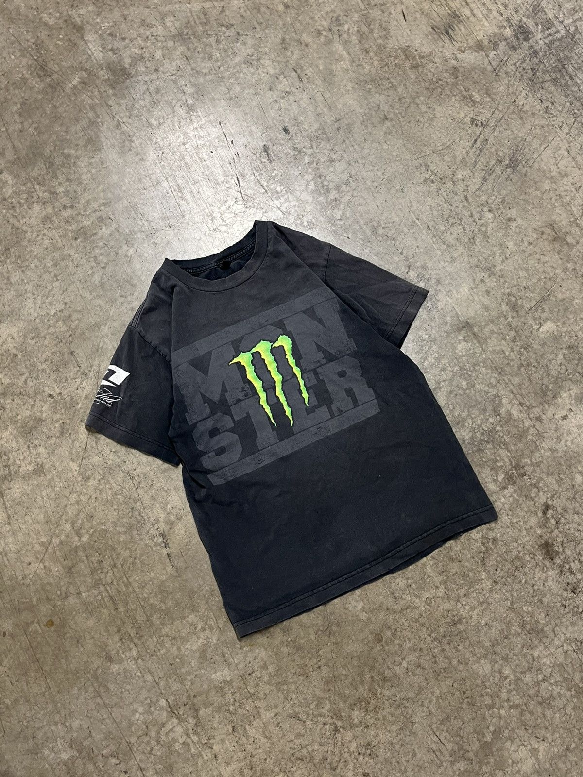 Vintage Monster energy vintage y2k tee skater opium grunge hype Size US M / EU 48-50 / 2 - 4 Thumbnail
