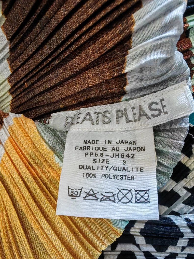 Issey Miyake Issey Miyake The pleated geometric patterns are extremely Size L / US 10 / IT 46 - 2 Thumbnail