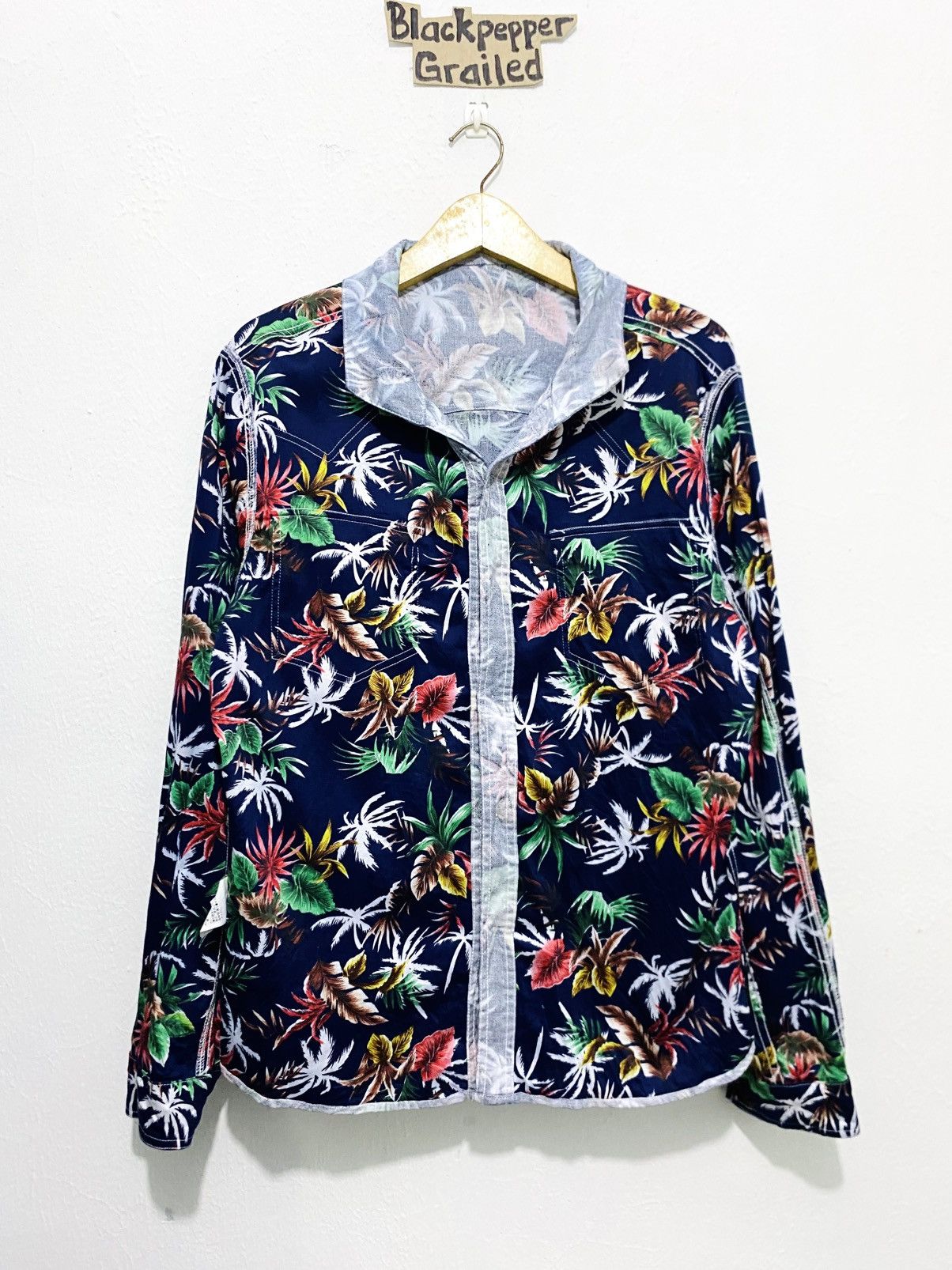 In The Attic In The Attic Floral Hawaii button up If six was nine LGB Y2K Size US L / EU 52-54 / 3 - 5 Thumbnail