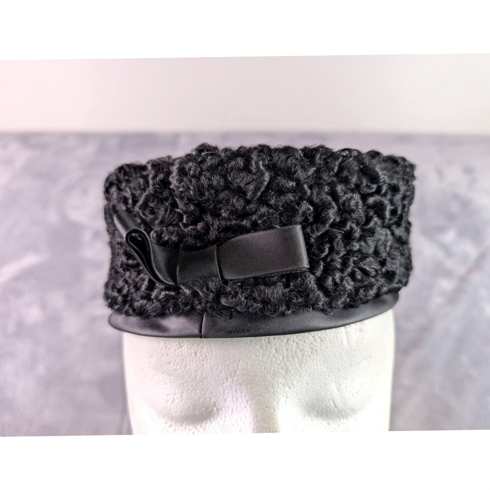 Vintage VINTAGE Amrose New York Pillbox Hat Black Faux Persian Lamb Astrakhan Bow Eveningwear 1960s Womens Size ONE SIZE - 2 Thumbnail