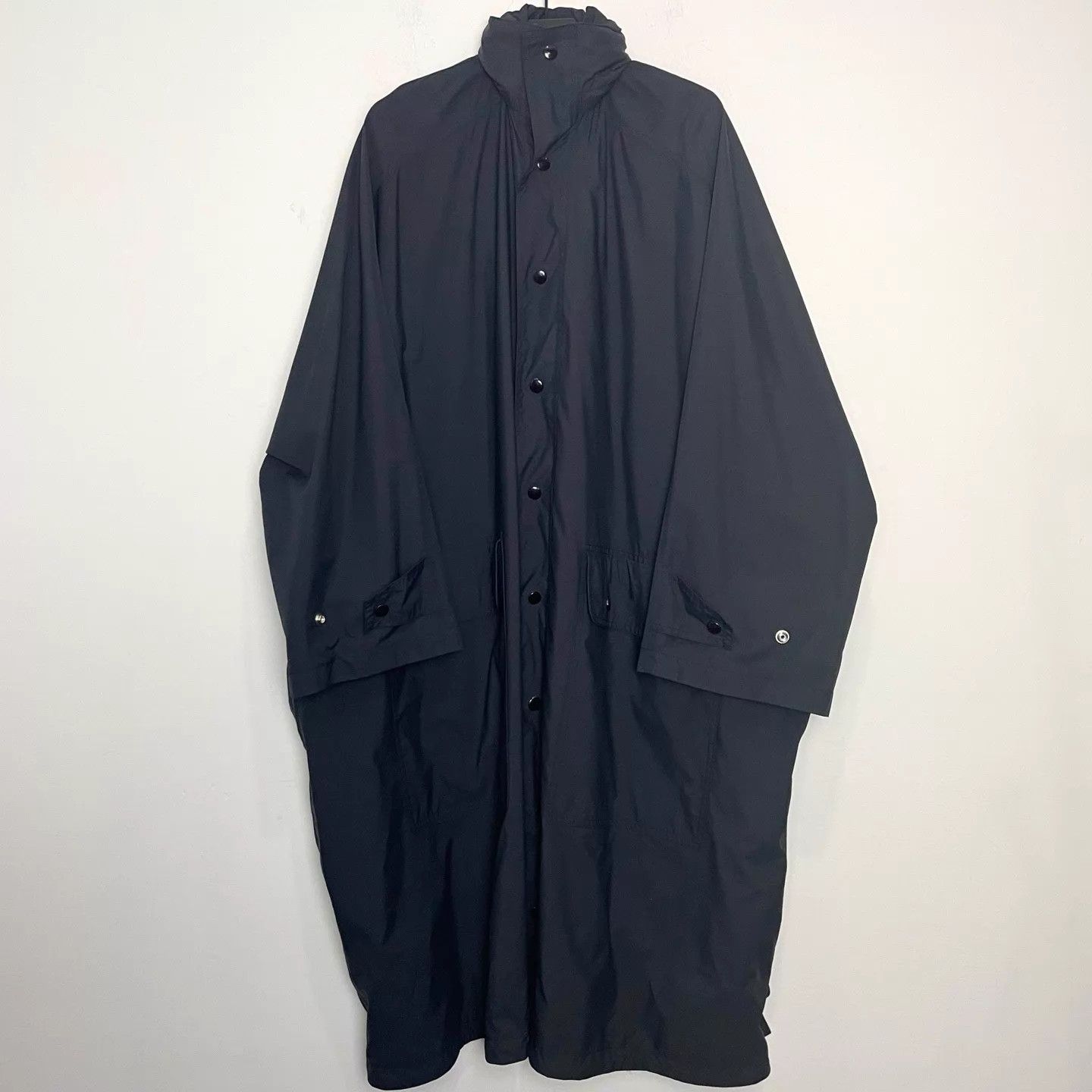 Balenciaga Balenciaga Black Big Logo Long Coat Women's 34 Size XXS / US 00 / IT 34 - 1 Thumbnail