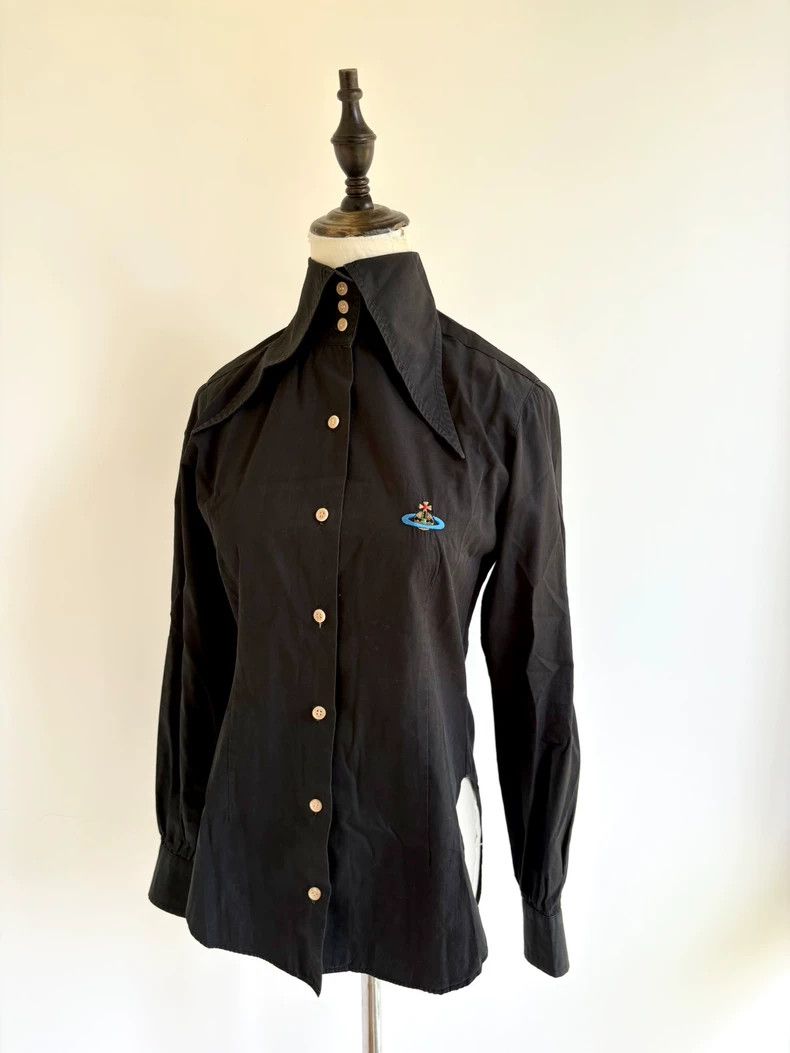Vivienne Westwood Vivienne Westwood A three-button shirt with a big collar Size S / US 4 / IT 40 - 1 Thumbnail