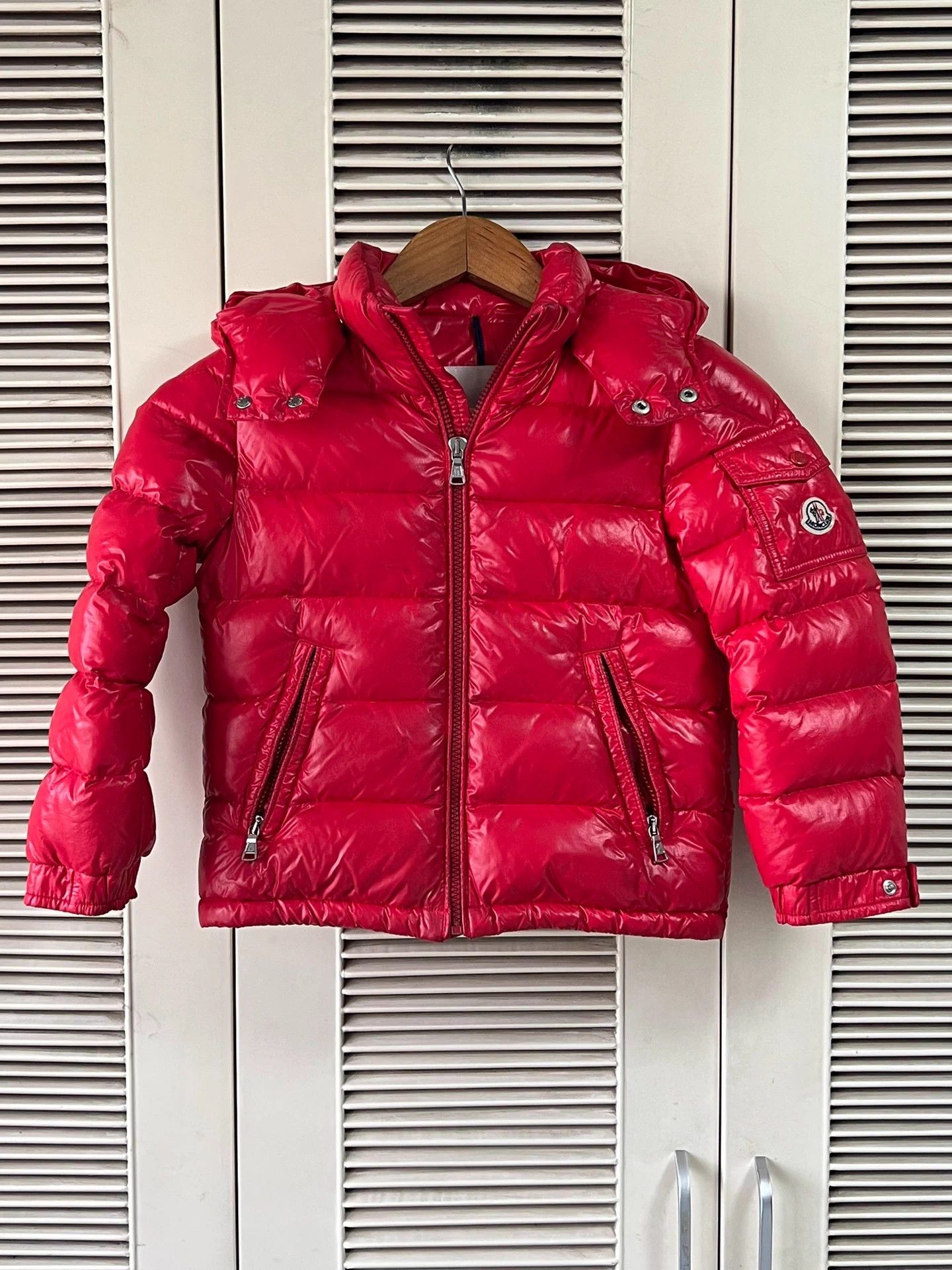Moncler Moncler Kids Red Shiny Maya 116cm Down Jacket Size XS / US 0-2 / IT 36-38 - 1 Thumbnail