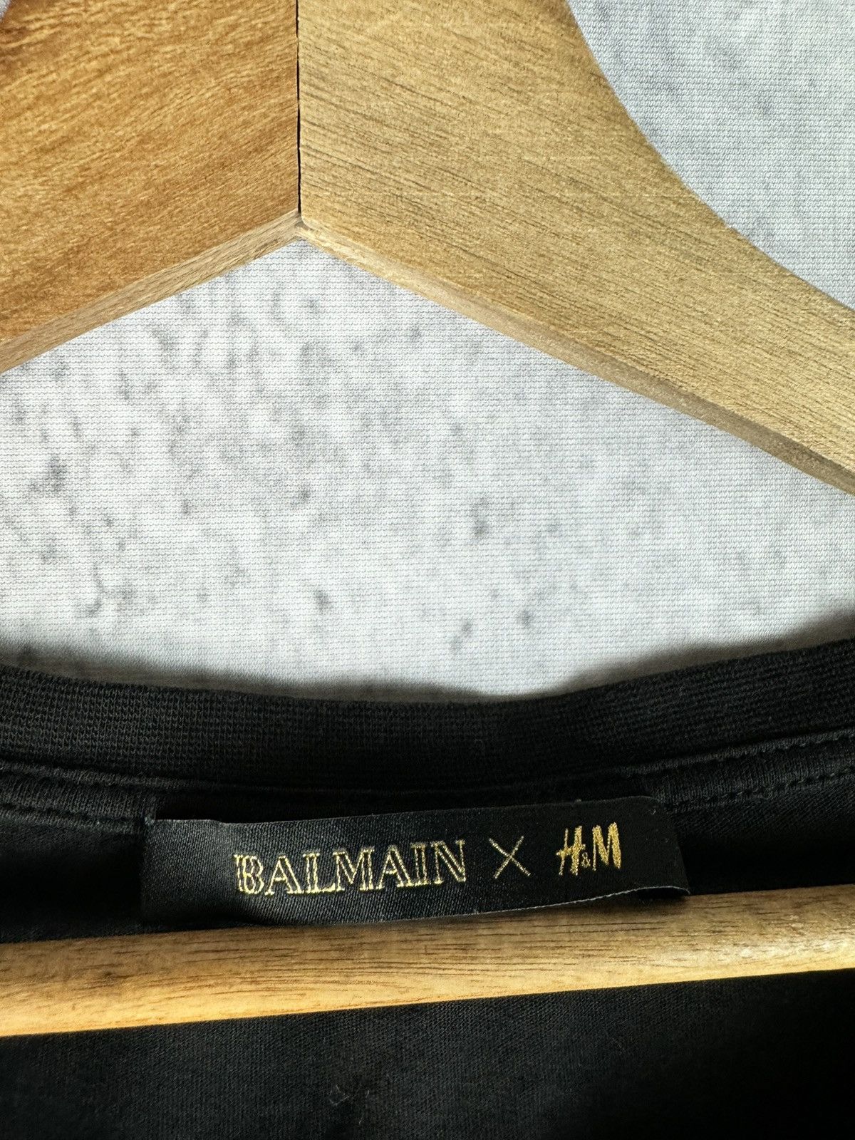 Balmain Balmain x H&M vintage t-shirt big logo spell out tee Size US L / EU 52-54 / 3 - 3 Thumbnail