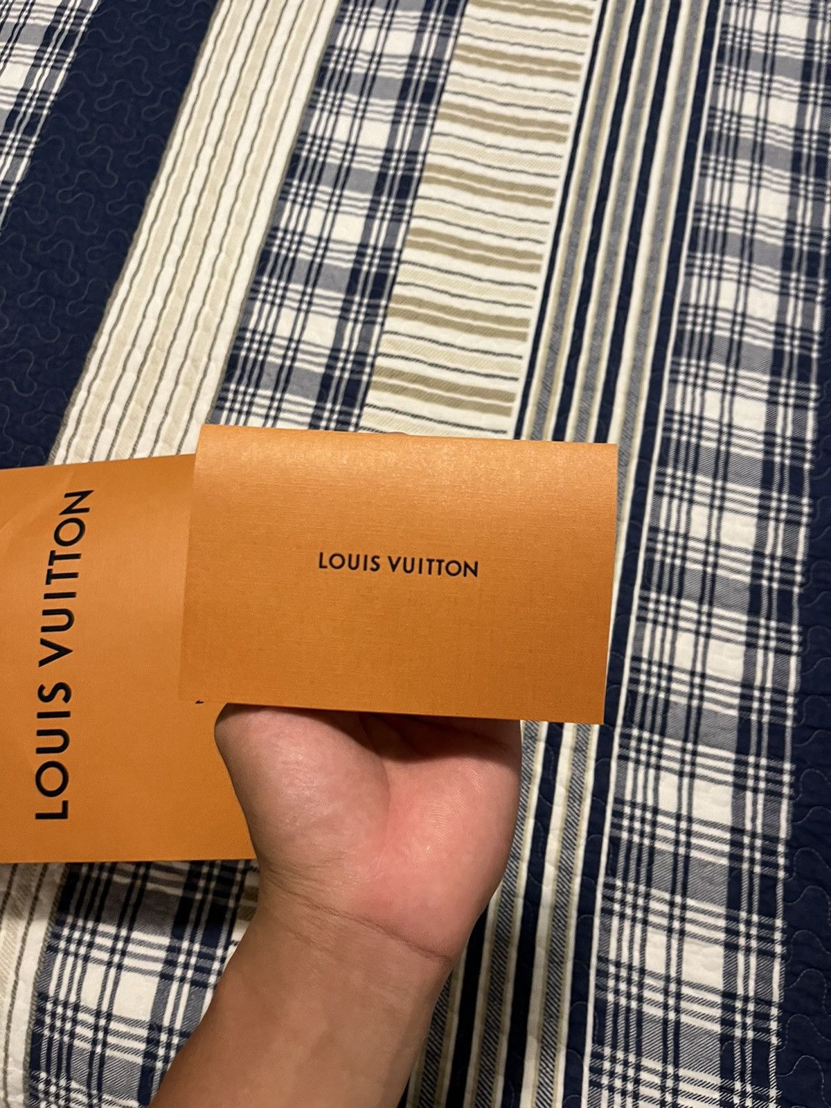 Louis Vuitton Louis Vuitton Shopper Bag, Authentic, Gently Used Size ONE SIZE - 6 Thumbnail