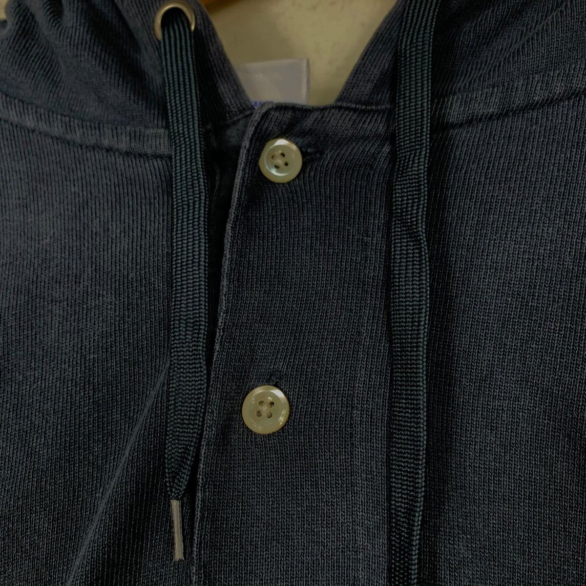 Champion CHAMPION Center Logo Half Button Pullover Hoodie #2429-C109 Size US M / EU 48-50 / 2 - 14 Thumbnail