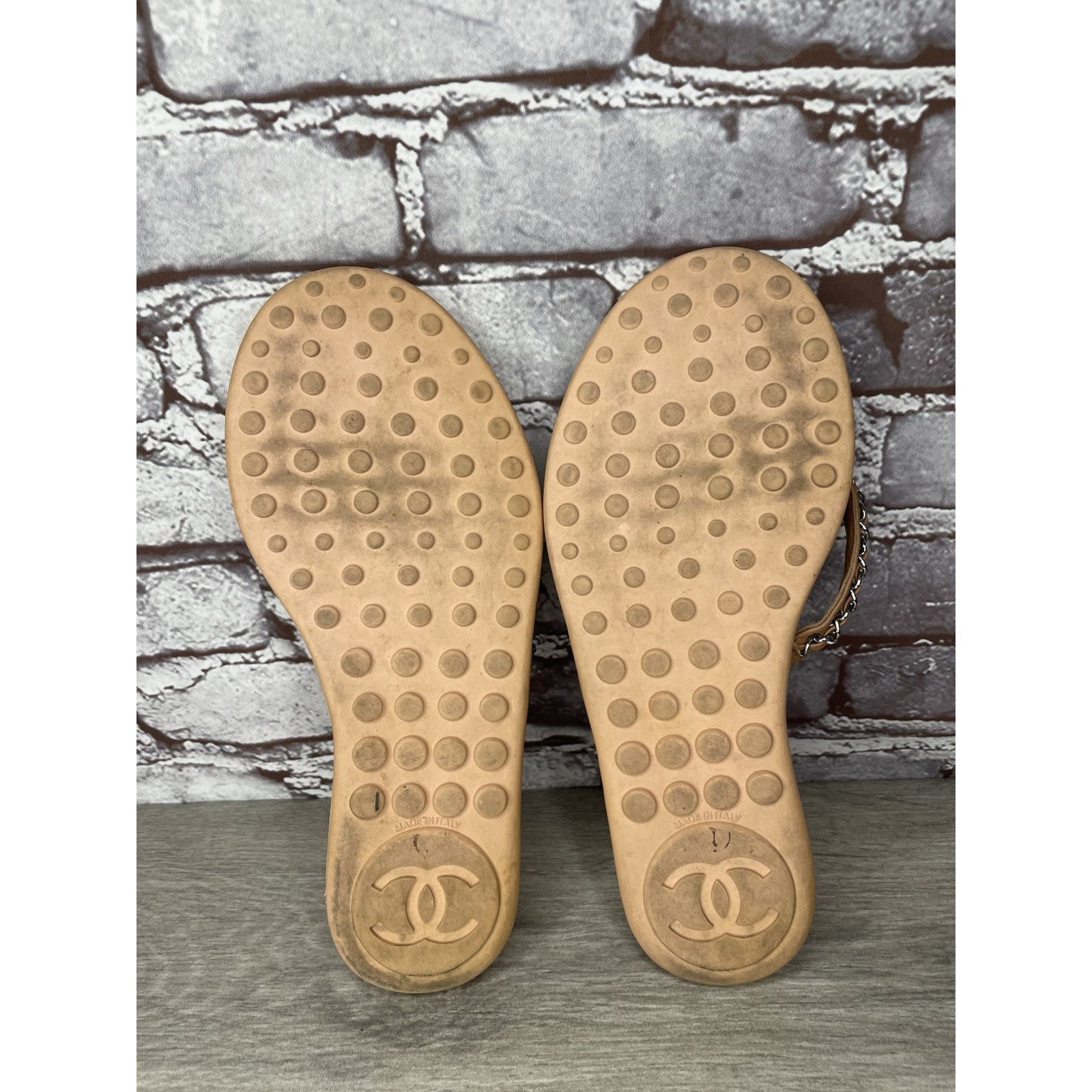 Chanel CHANEL Lambskin CC Chain Pink Leather Designer Thong Sandals Size US 9.5 / IT 39.5 - 16 Thumbnail