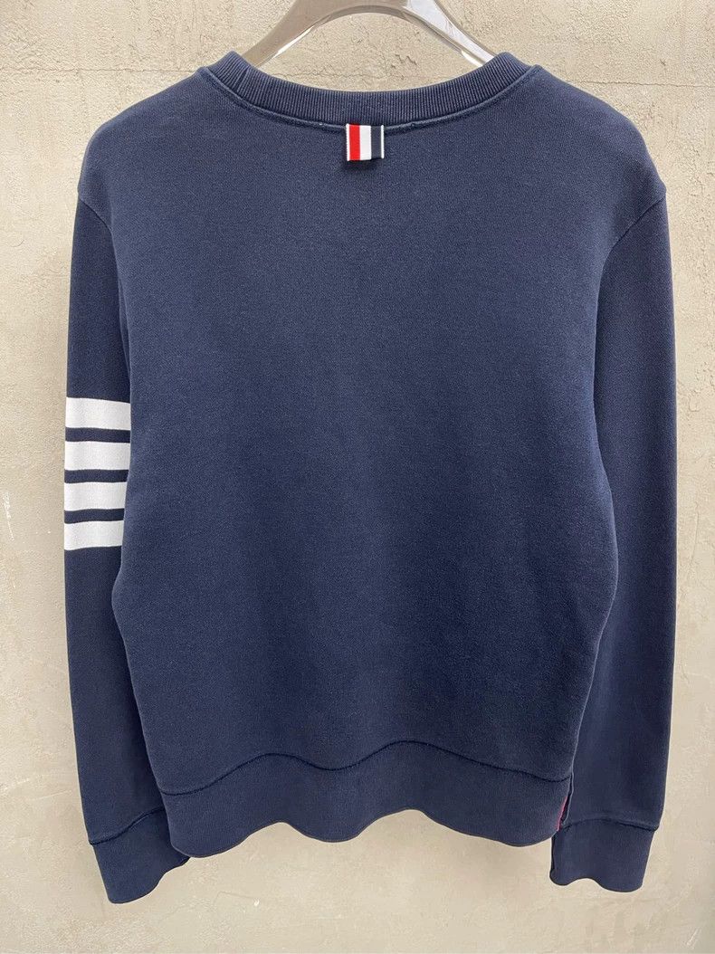 Thom Browne Thom browne Dark blue four-striped round-neck sweatshirt 25 Size US S / EU 44-46 / 1 - 4 Thumbnail