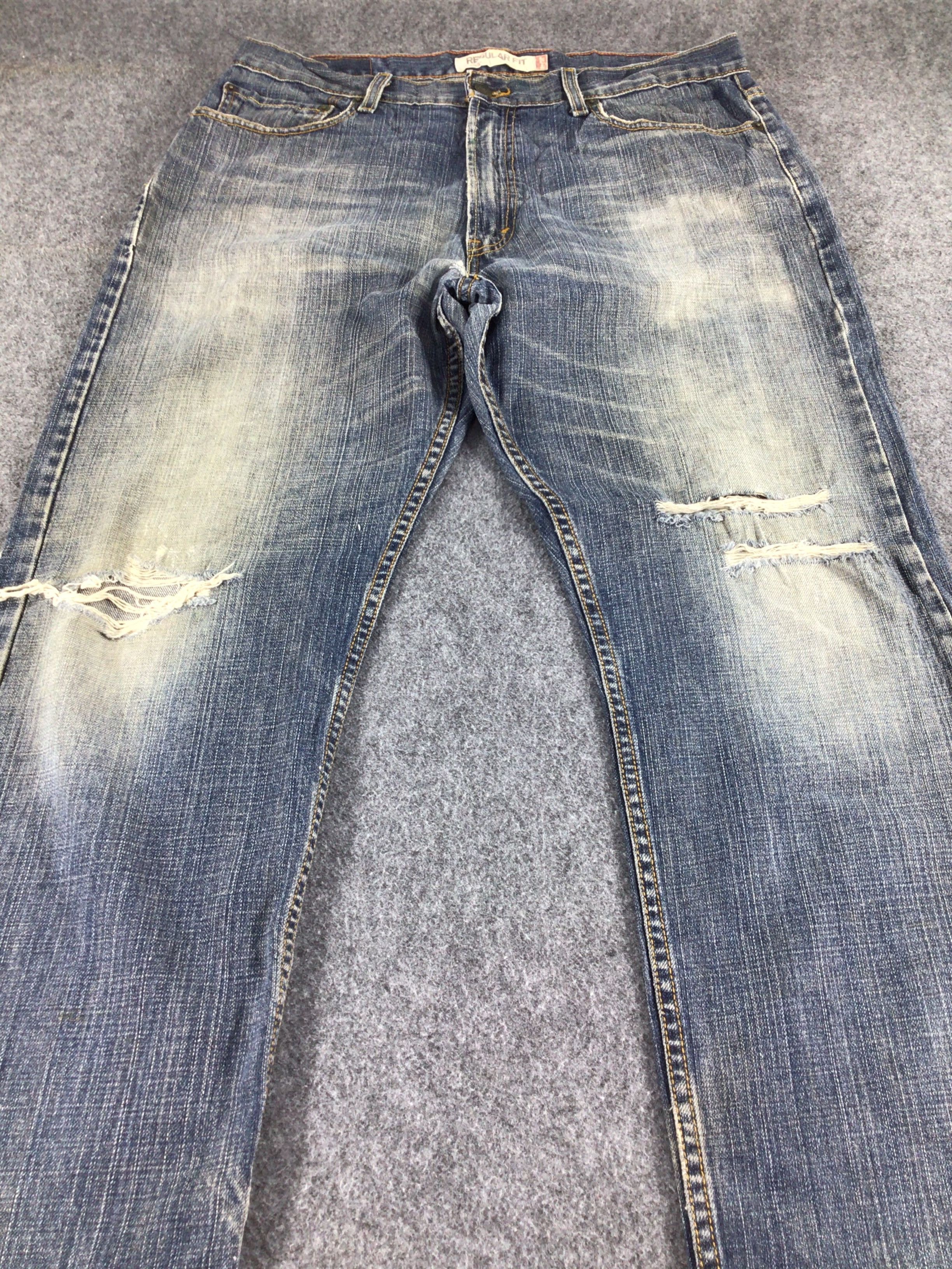 Levi's Vintage Levis 505 Jeans Distressed Faded Blue Denim -J504 Size US 36 / EU 52 - 3 Thumbnail