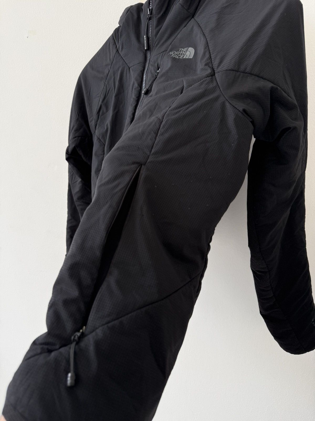 The North Face The North Face Ventrix Hooded Insulation Black Jacket Size XS / US 0-2 / IT 36-38 - 10 Thumbnail