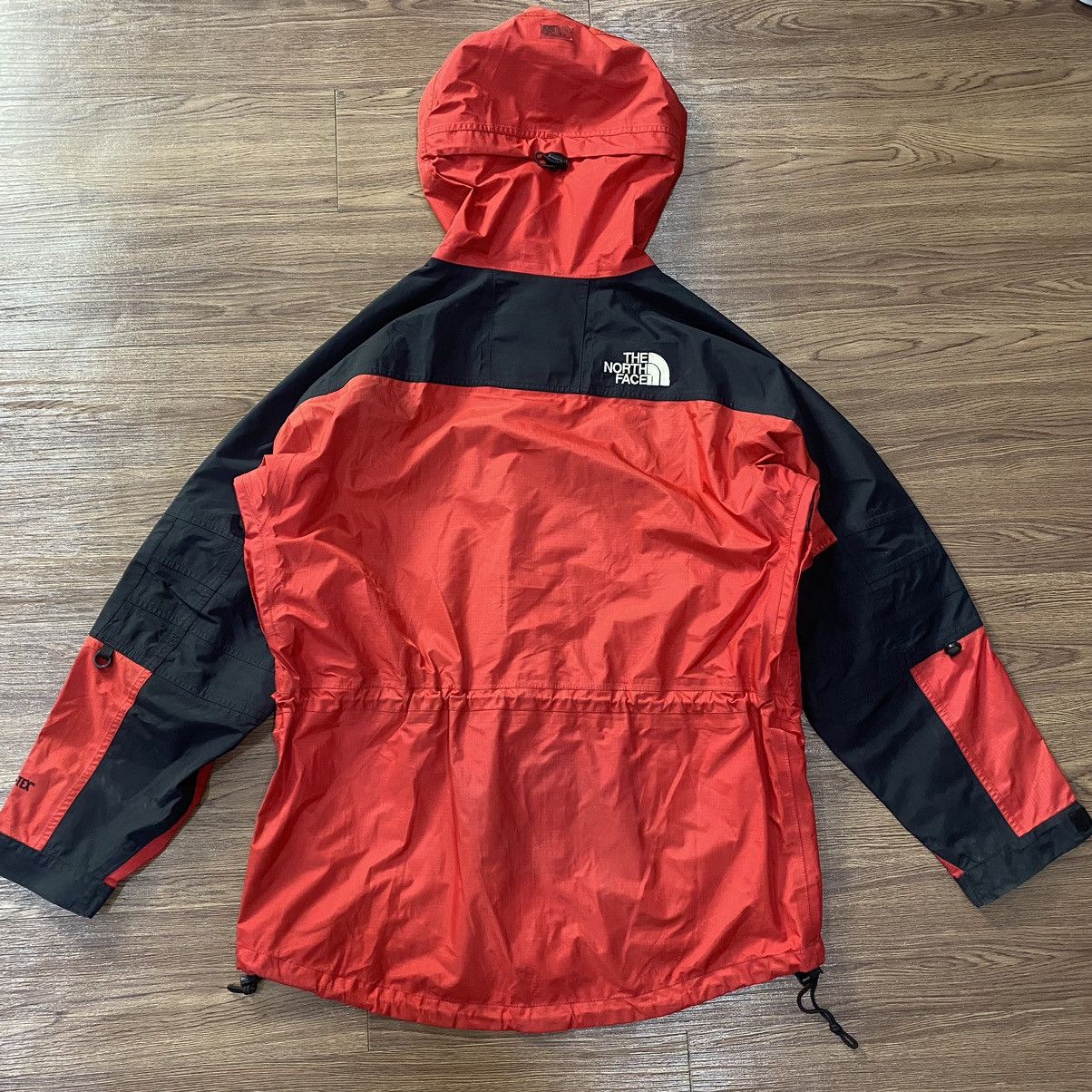 The North Face Vintage 90’s The North Face Gore-Tex Mountain Light Jacket Size US L / EU 52-54 / 3 - 2 Thumbnail