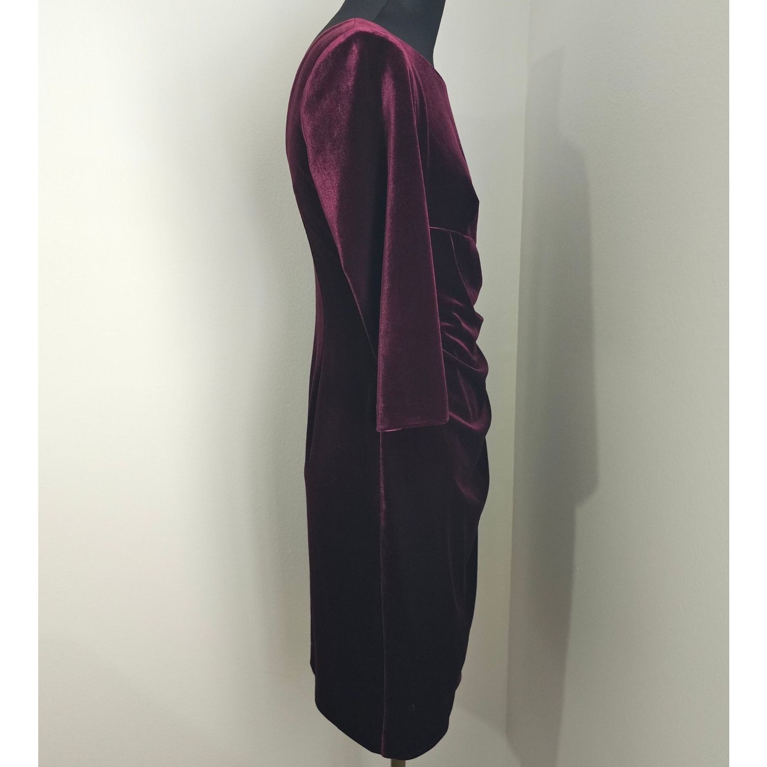 Alex Evenings Alex Evenings Velvet Ruched Beaded Hip Cocktail Dress 4P 4 Size S / US 4 / IT 40 - 7 Thumbnail