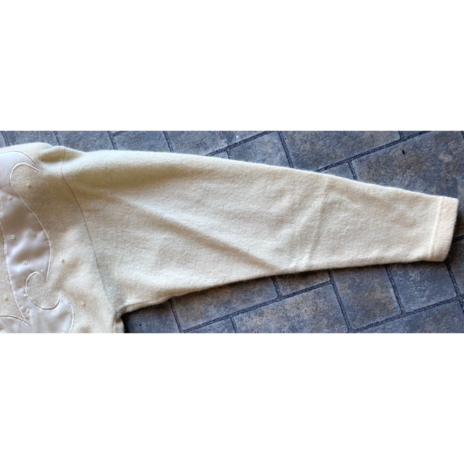 Vintage VINTAGE Outlander Dress Wool Angora Women’s M White 1980s Hong Kong Made In Hong Kong Dress Womens M White Outlander Size M / US 6-8 / IT 42-44 - 6 Thumbnail