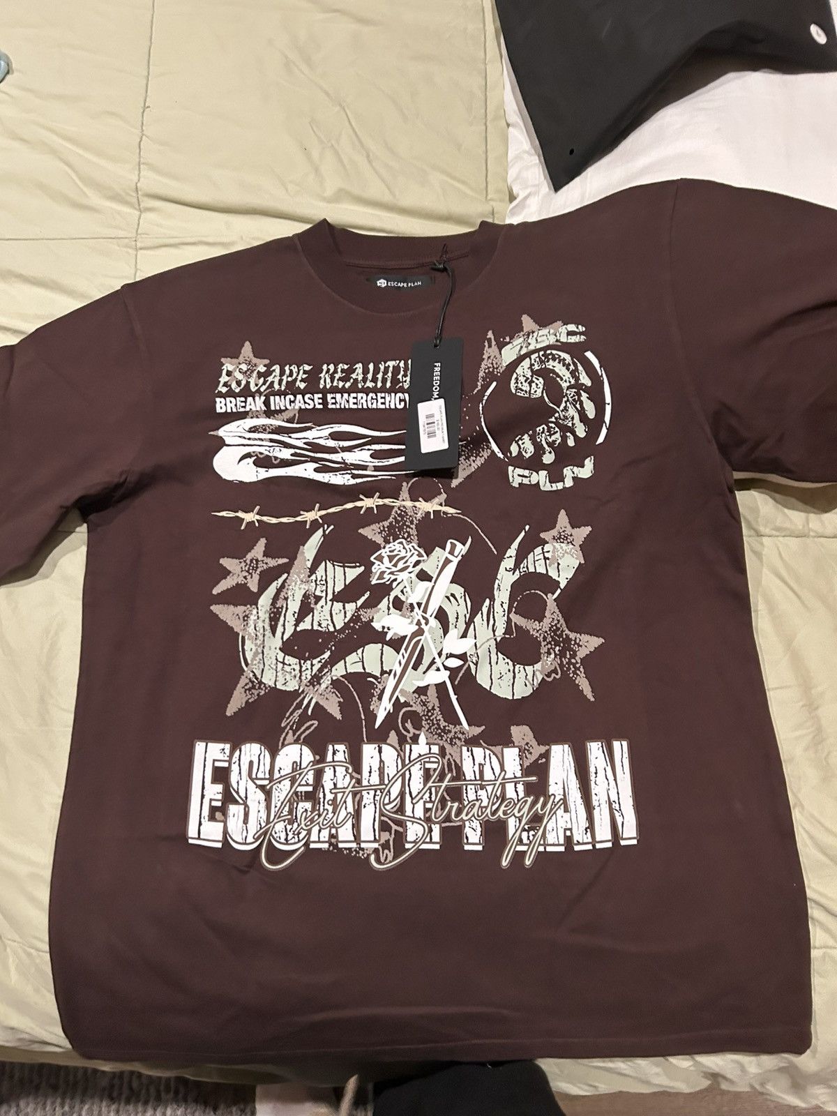Other Escape Plan Brown Premium T-Shirt Size US L / EU 52-54 / 3 - 1 Thumbnail