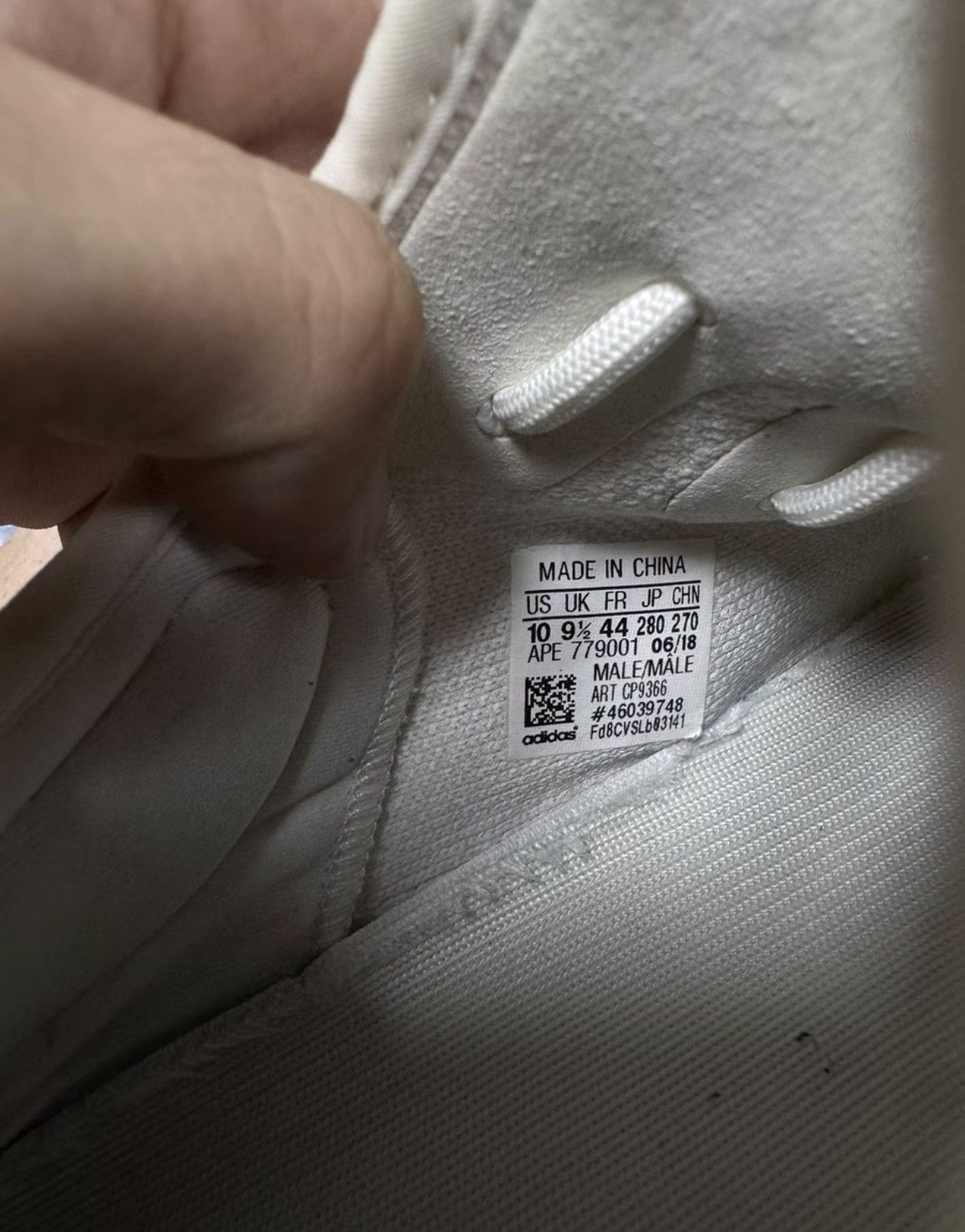 Adidas Adidas Yeezy 350 Cream White K37 Size US 10 / EU 43 - 4 Thumbnail