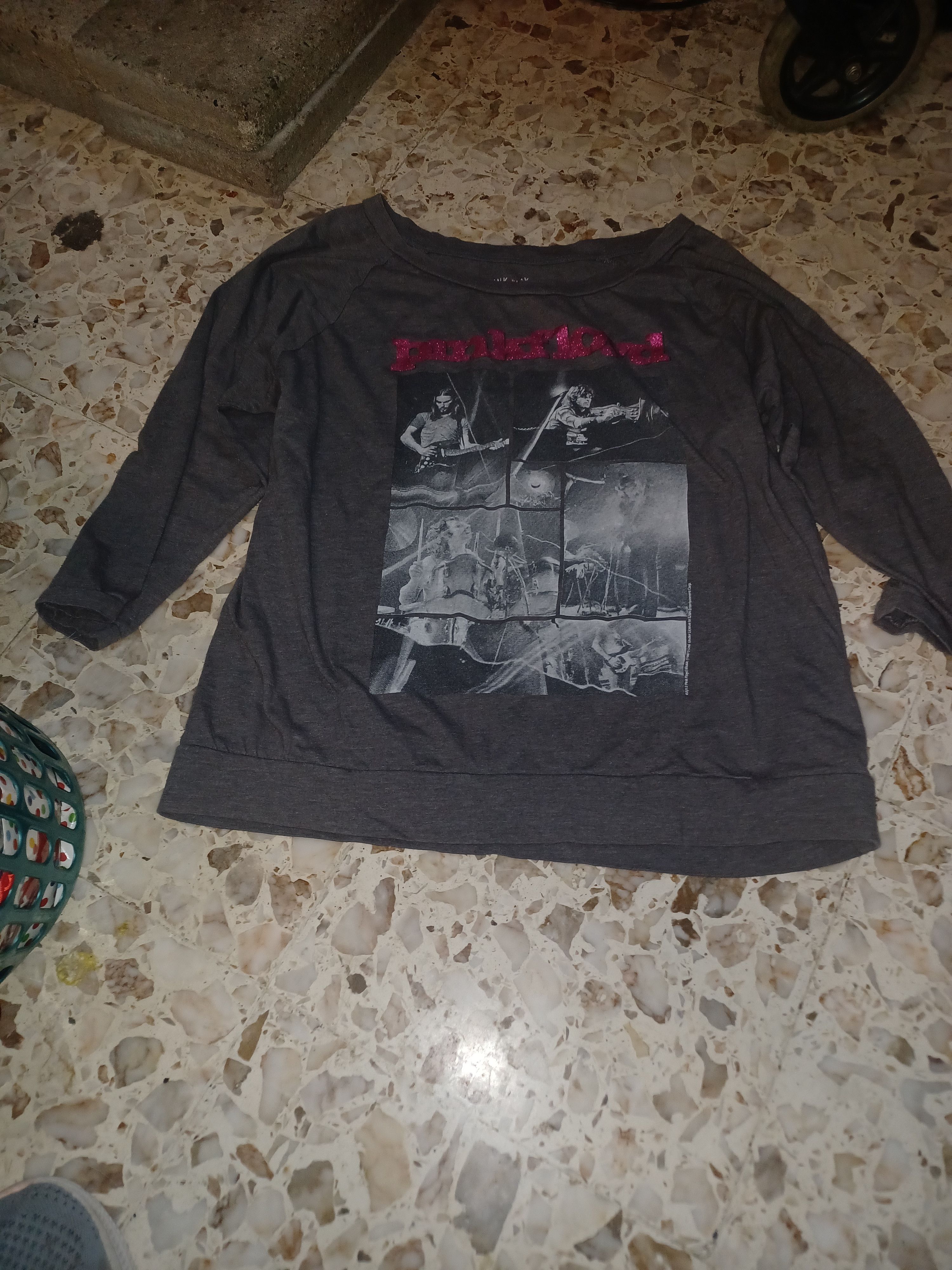 Other Pink Floyd Women's Tee 2012 XXL(19) Gray Size XXL / US 16-18 / IT 52-54 - 1 Thumbnail