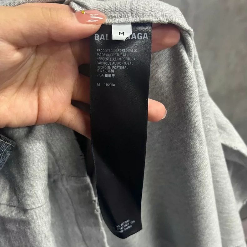 Other Balenciaga Grey Coke Casual Fake Two-Piece Crew Neck Long Size US S / EU 44-46 / 1 - 5 Thumbnail