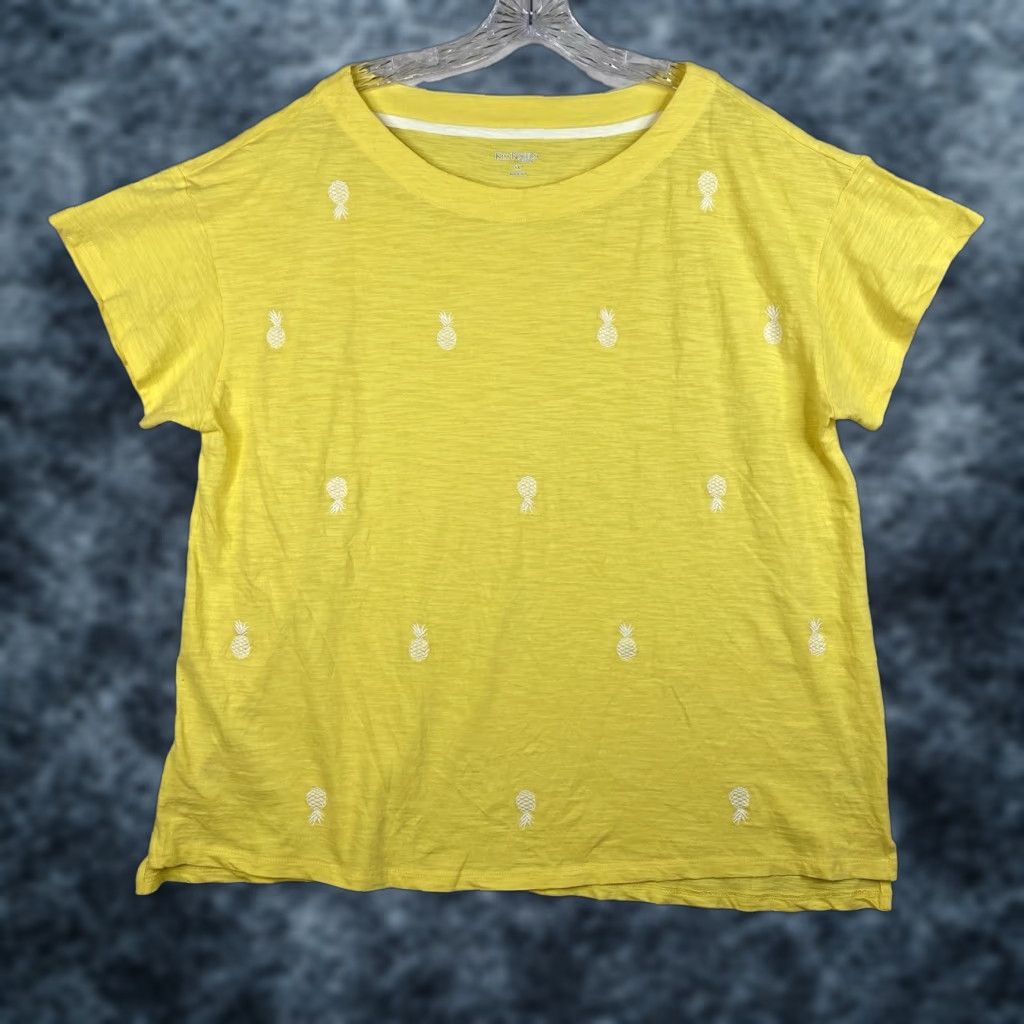 Vintage KIM ROGERS T-Shirt Womens 1X Yellow Pineapples Short Sleeve Collared Split Neck Casual Beach Holiday Shirt Size XL / US 12-14 / IT 48-50 - 1 Thumbnail