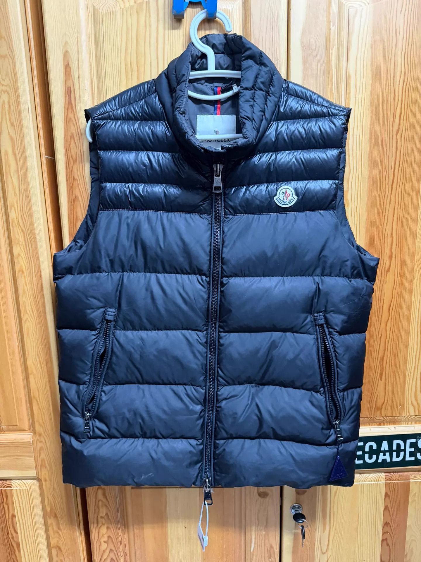 Moncler Moncler Heavyweight Down Vest Black Size 3 Mint Size US L / EU 52-54 / 3 - 1 Thumbnail