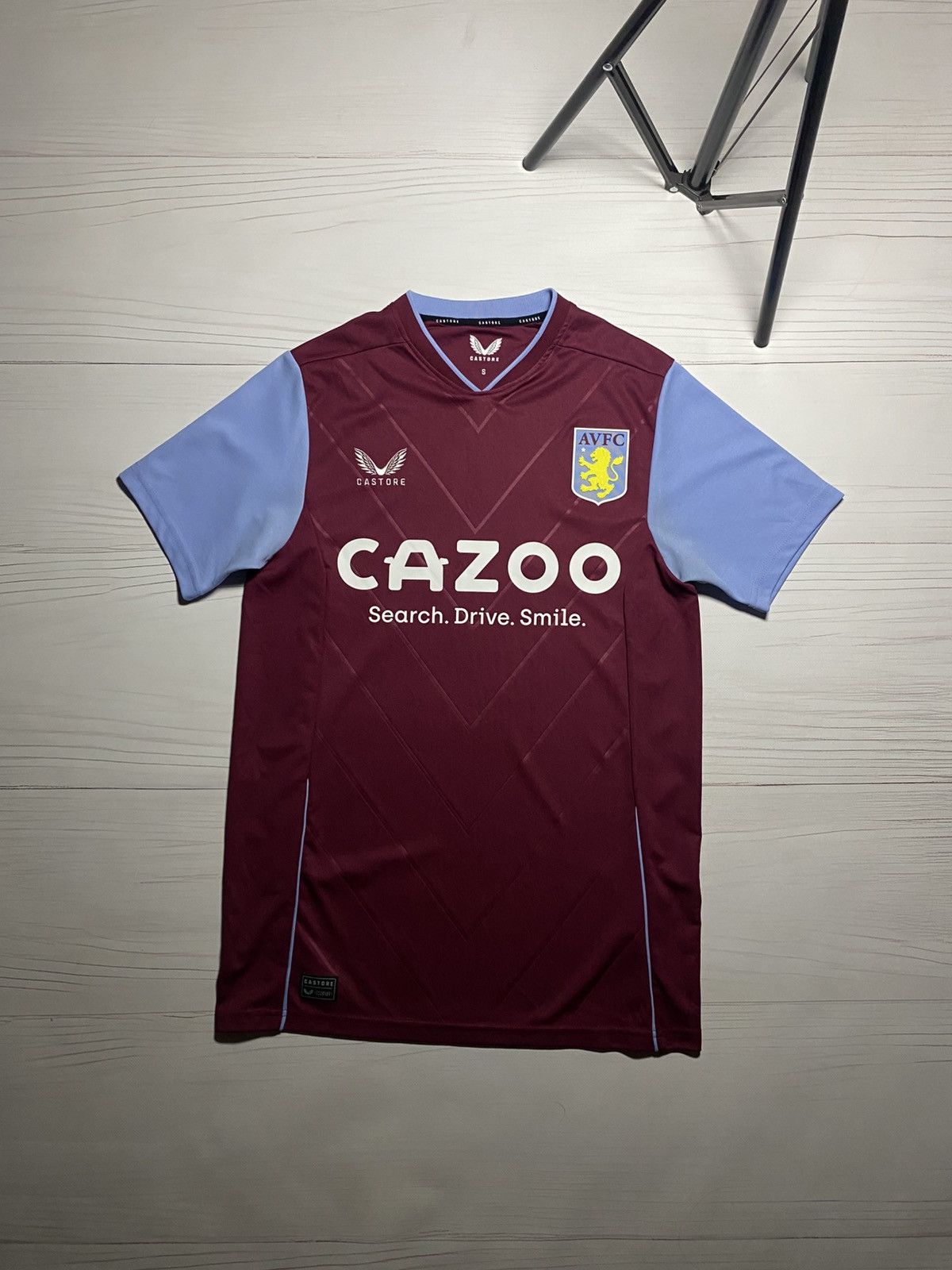 Castore Castore Aston Villa 2022/23 home soccer football y2k jersey Size US S / EU 44-46 / 1 - 1 Thumbnail