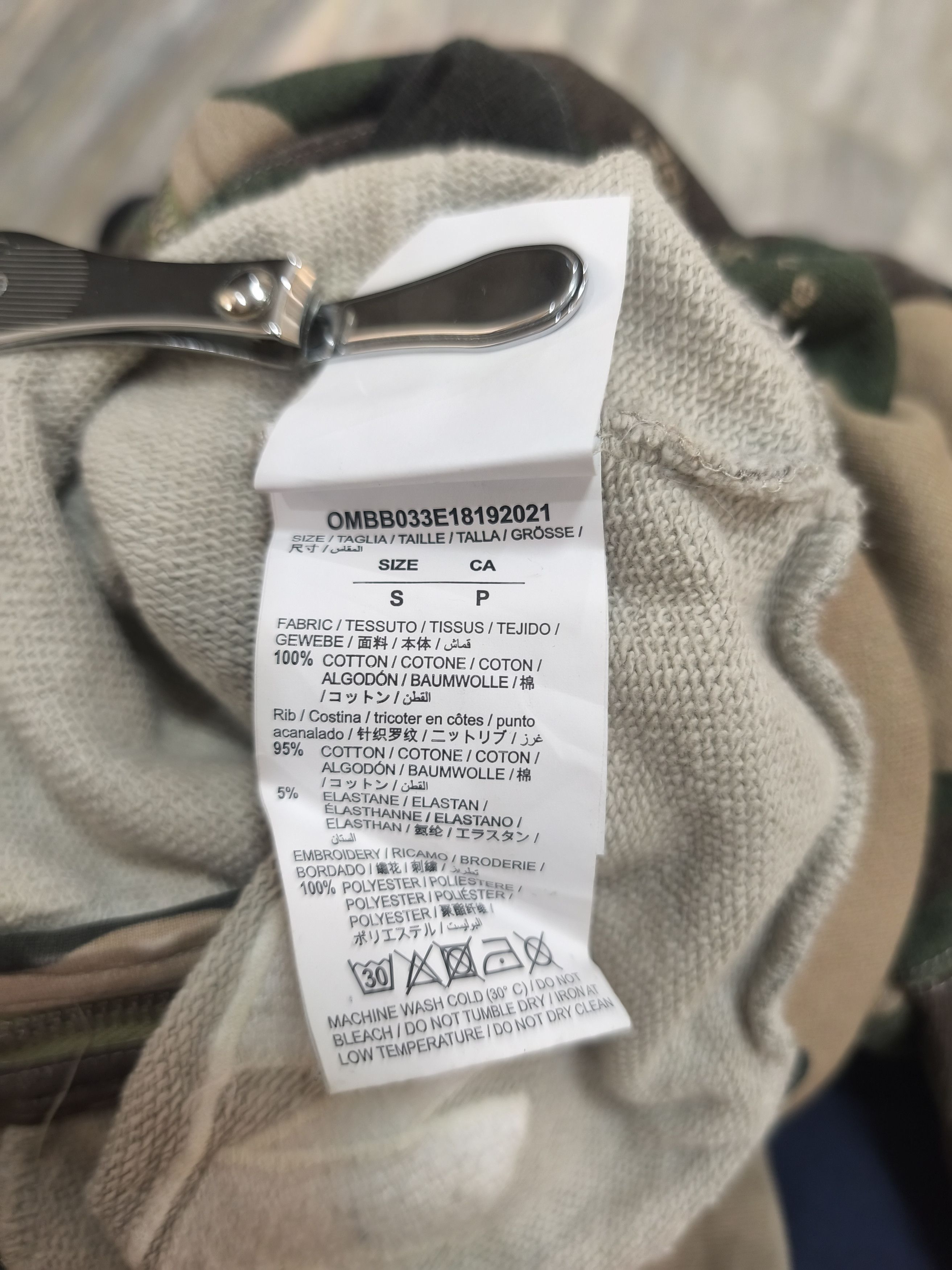 Off-White OFF WHITE Camouflage Cotton Zipped Hooded Size US S / EU 44-46 / 1 - 15 Thumbnail