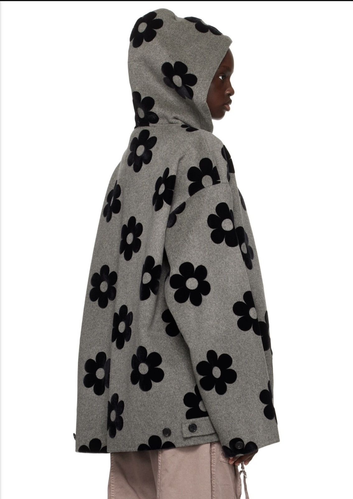 Acne Studios Acne Studios Gray Flower Hoodie Size US S / EU 44-46 / 1 - 9 Thumbnail