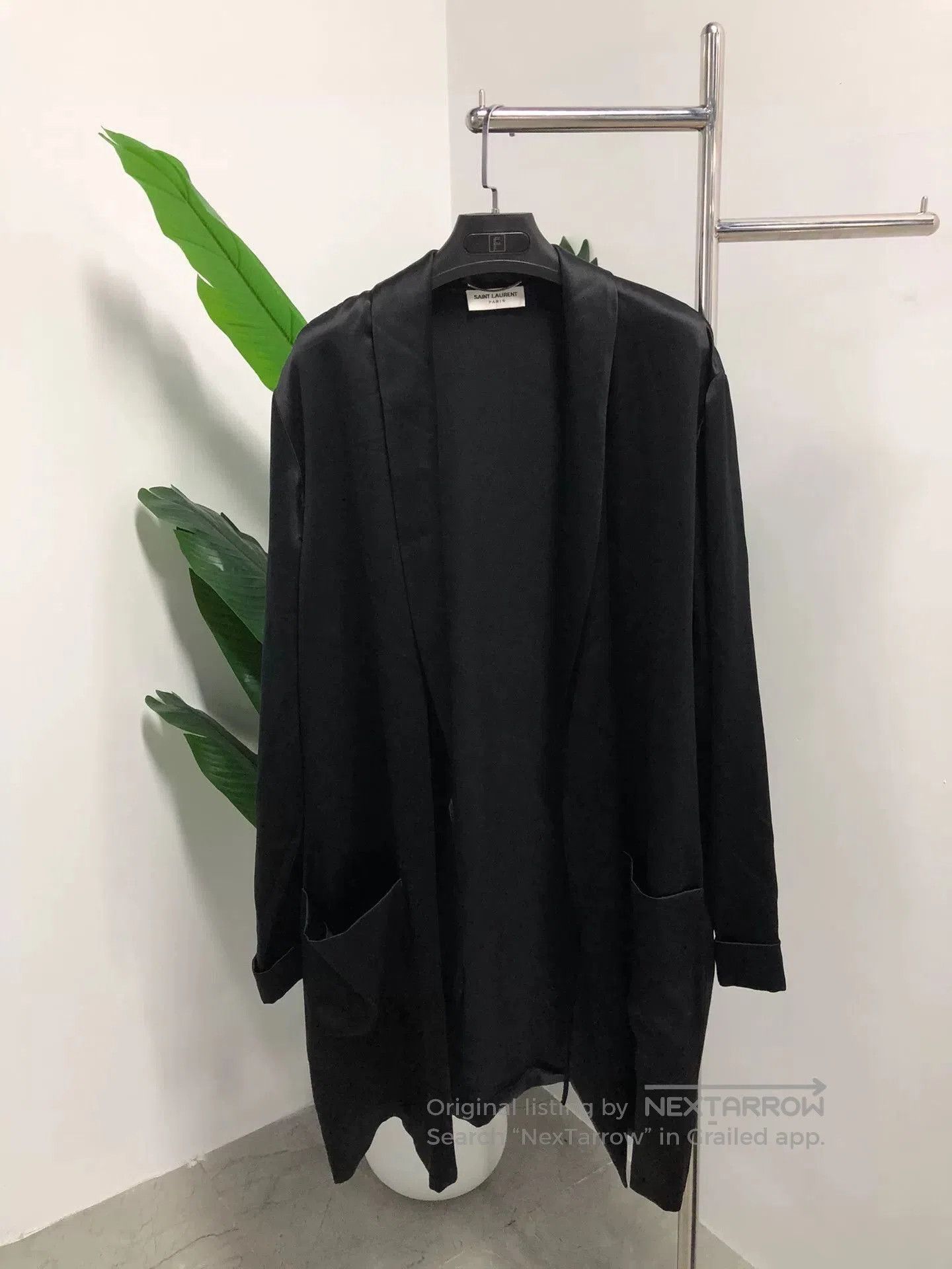 Yves Saint Laurent Saint Laurent Black Silk Robe Size 50. Size L / US 10 / IT 46 - 1 Thumbnail