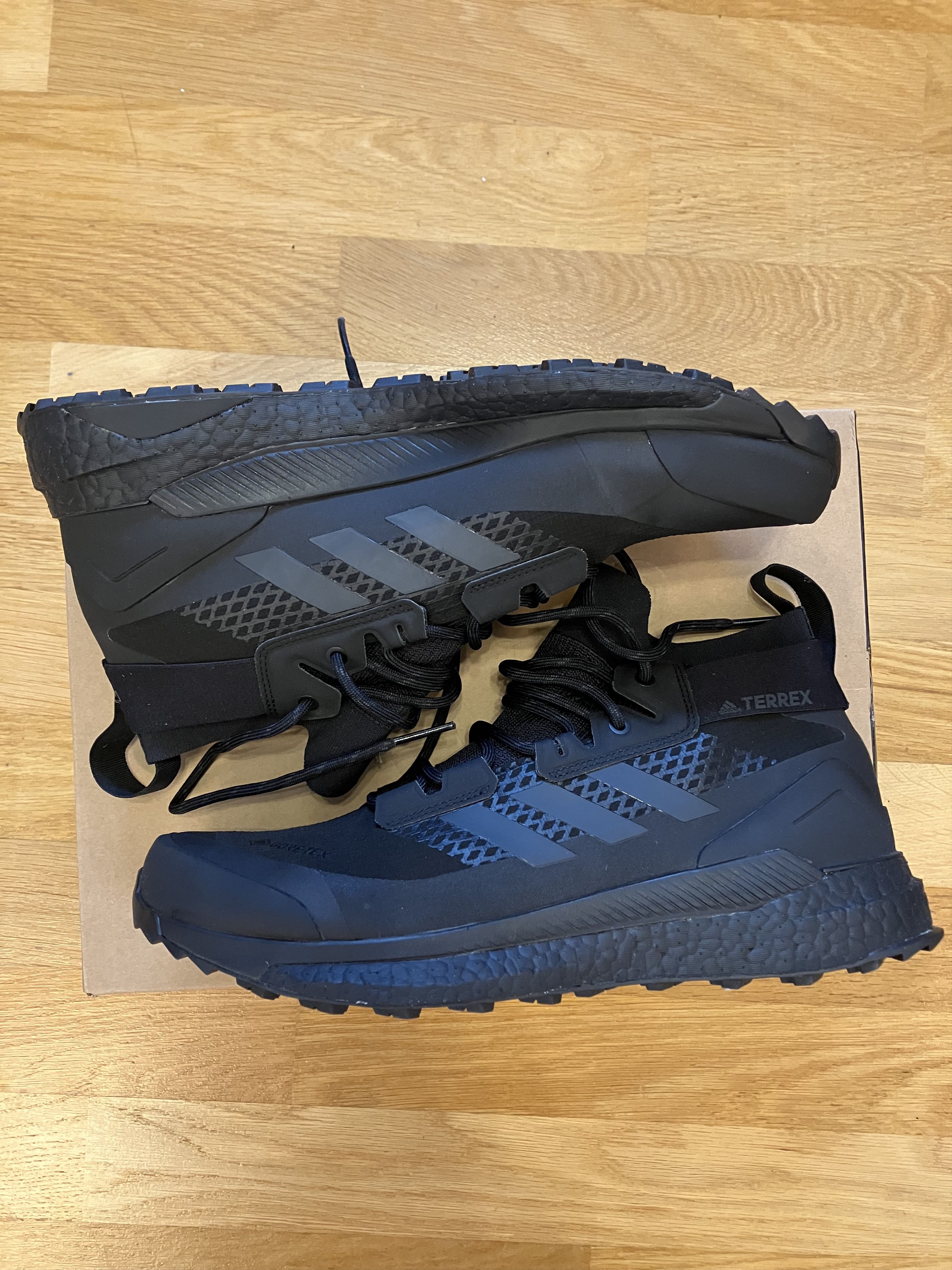 Adidas Adidas Terrex Free Hiker Gtx Size US 11 / EU 44 - 4 Thumbnail