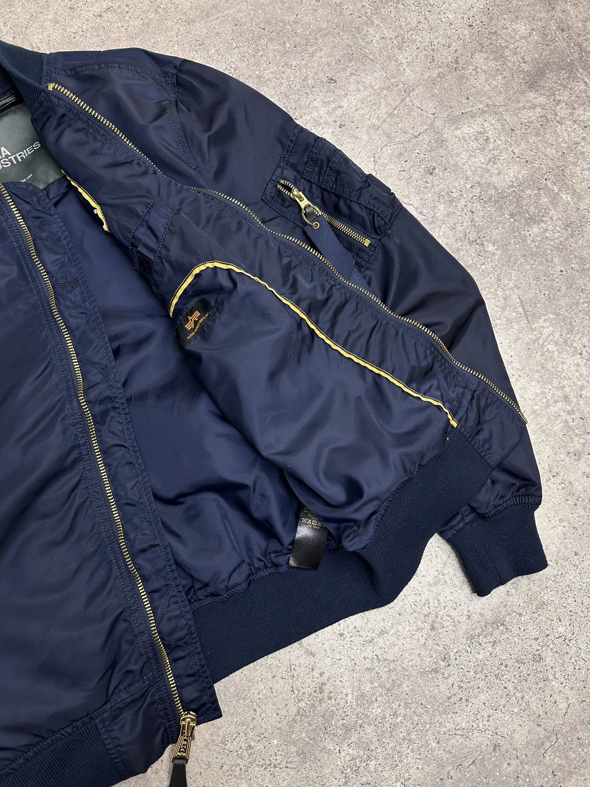 14th Addiction Vintage Wow😻 Bombers MA-1 Alpha Industries IFSIXWASNINE Y2K Size US M / EU 48-50 / 2 - 7 Thumbnail